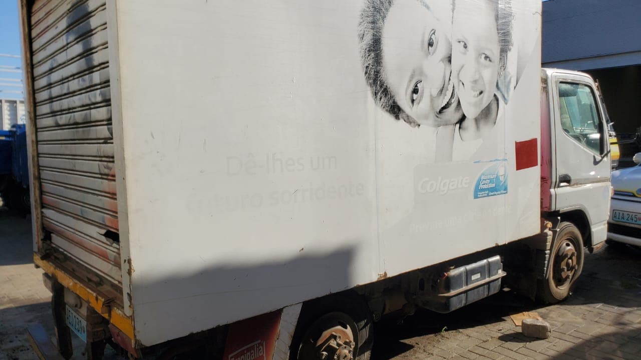 Mitsubishi Fuso Canter — image 2