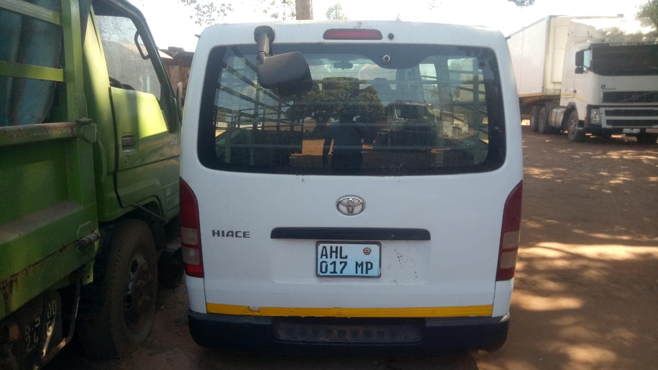 Toyota Hiace — imagem 2