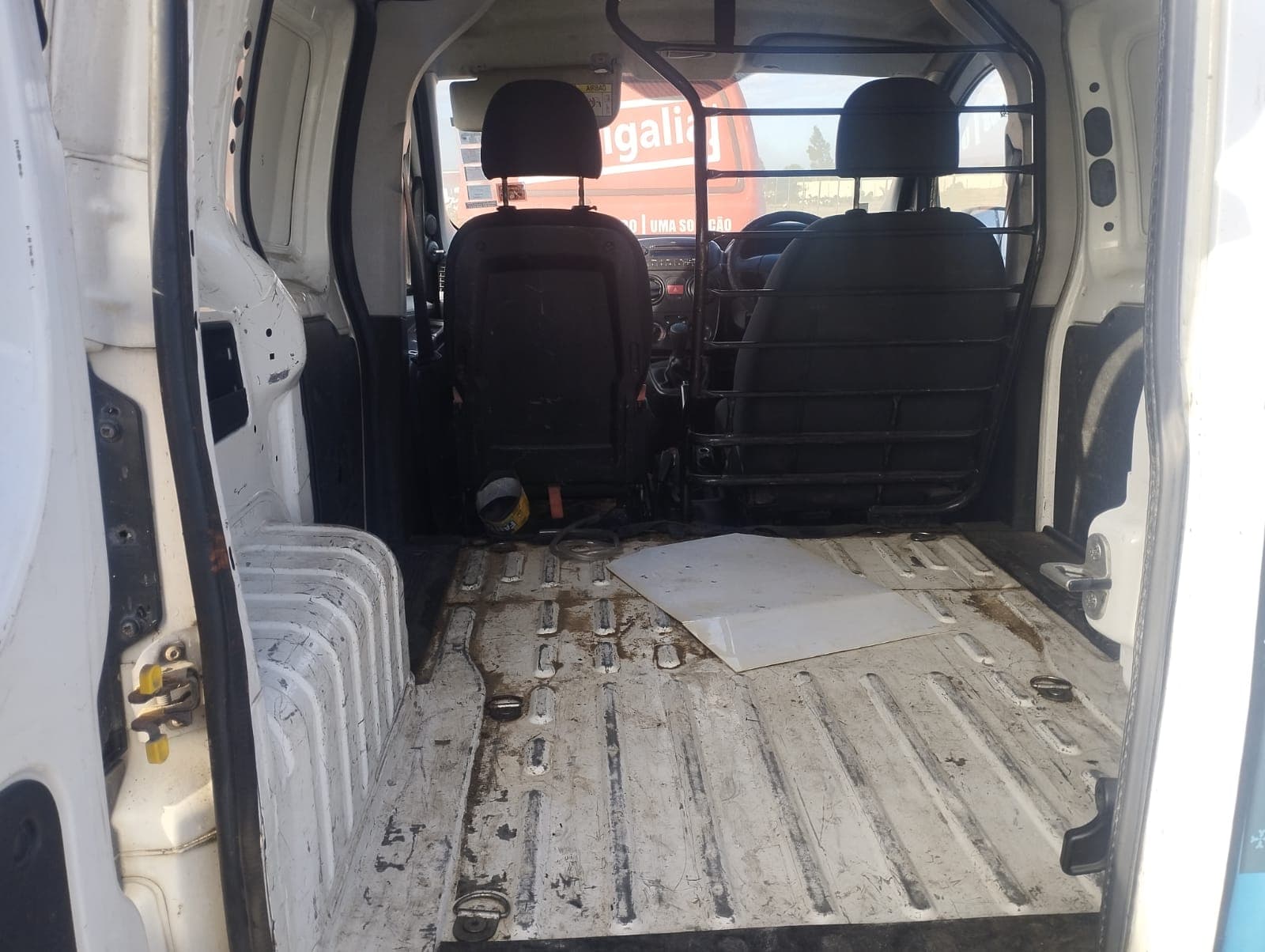 Viatura marca Fiat Fiorino — imagen 6