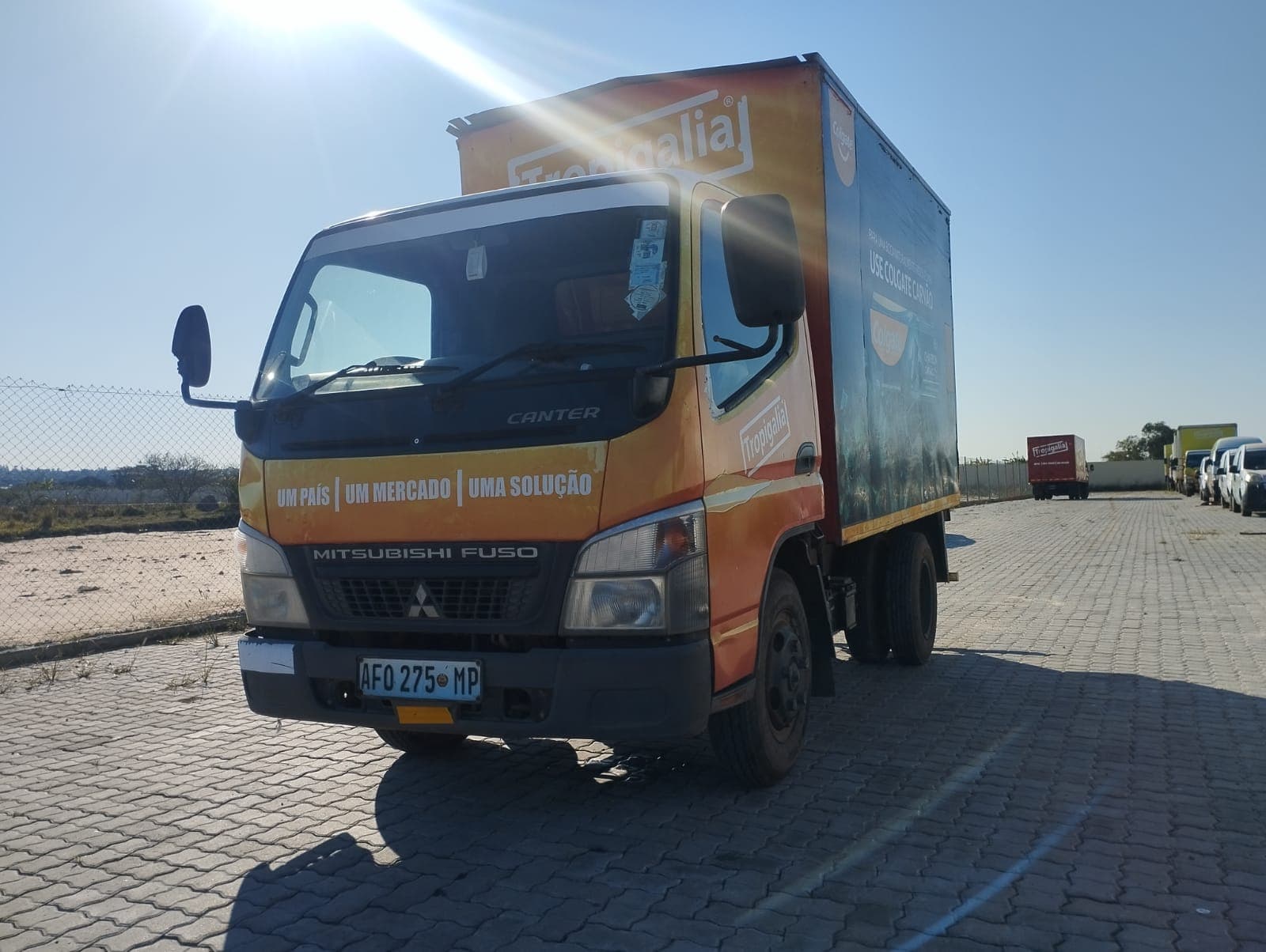 Viatura marca Mitsubishi Fuso — imagen 10