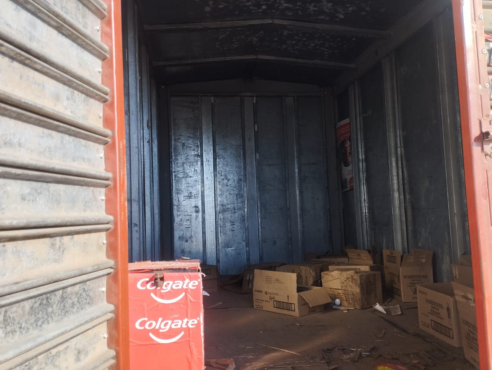 Viatura marca Mitsubishi Fuso — imagen 2