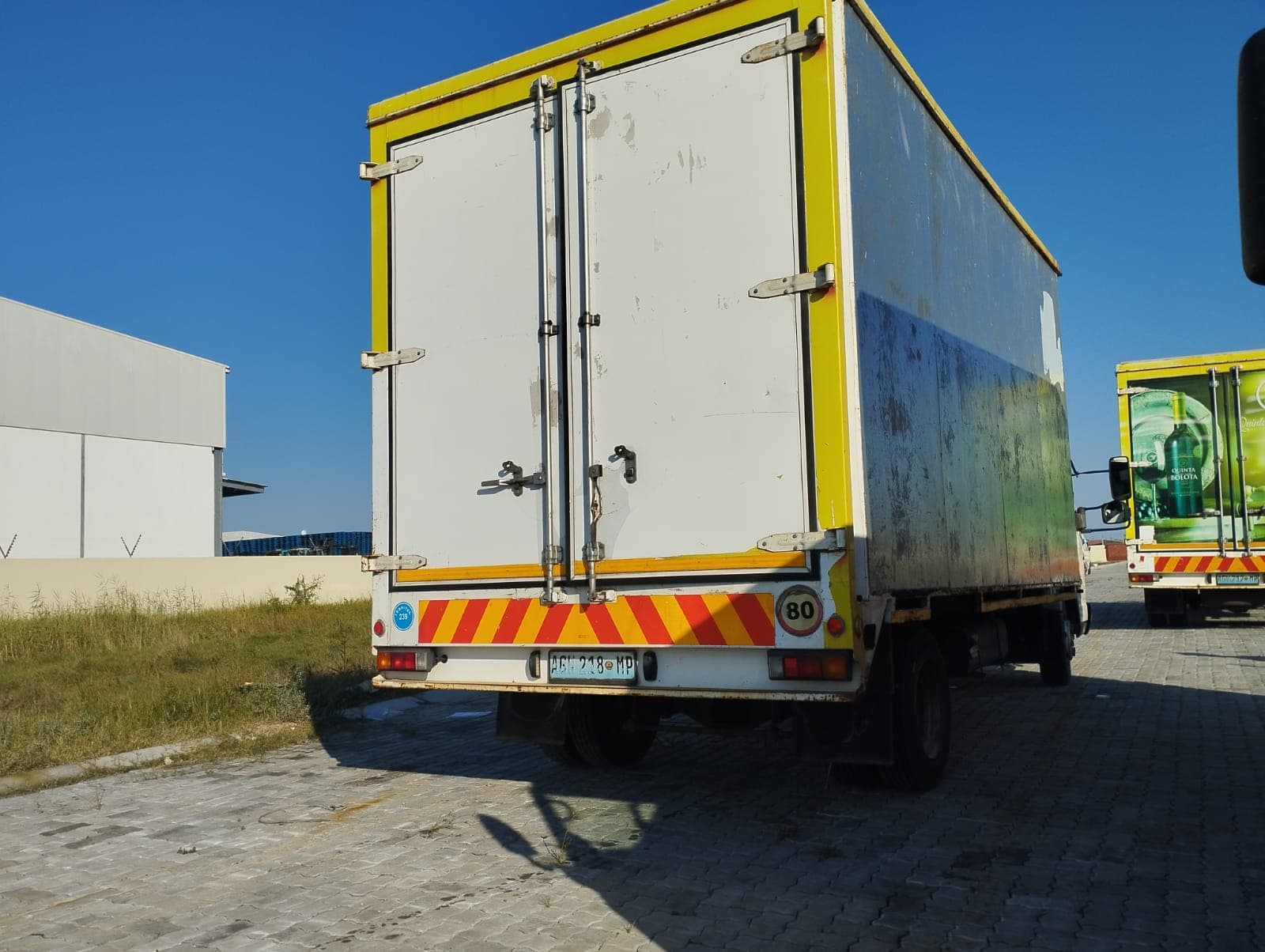 Viatura marca Mitsubishi Fuso — imagen 5