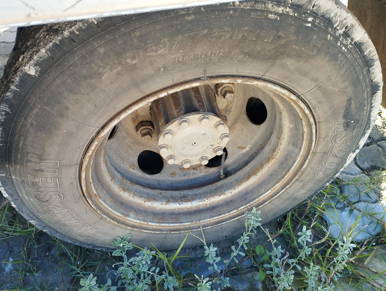 Viatura marca Toyota Dutro — imagen 2