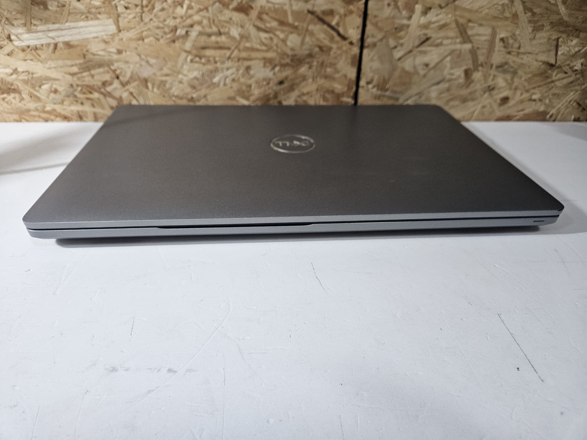 Portátil Dell Precision 3551 — imagen 11