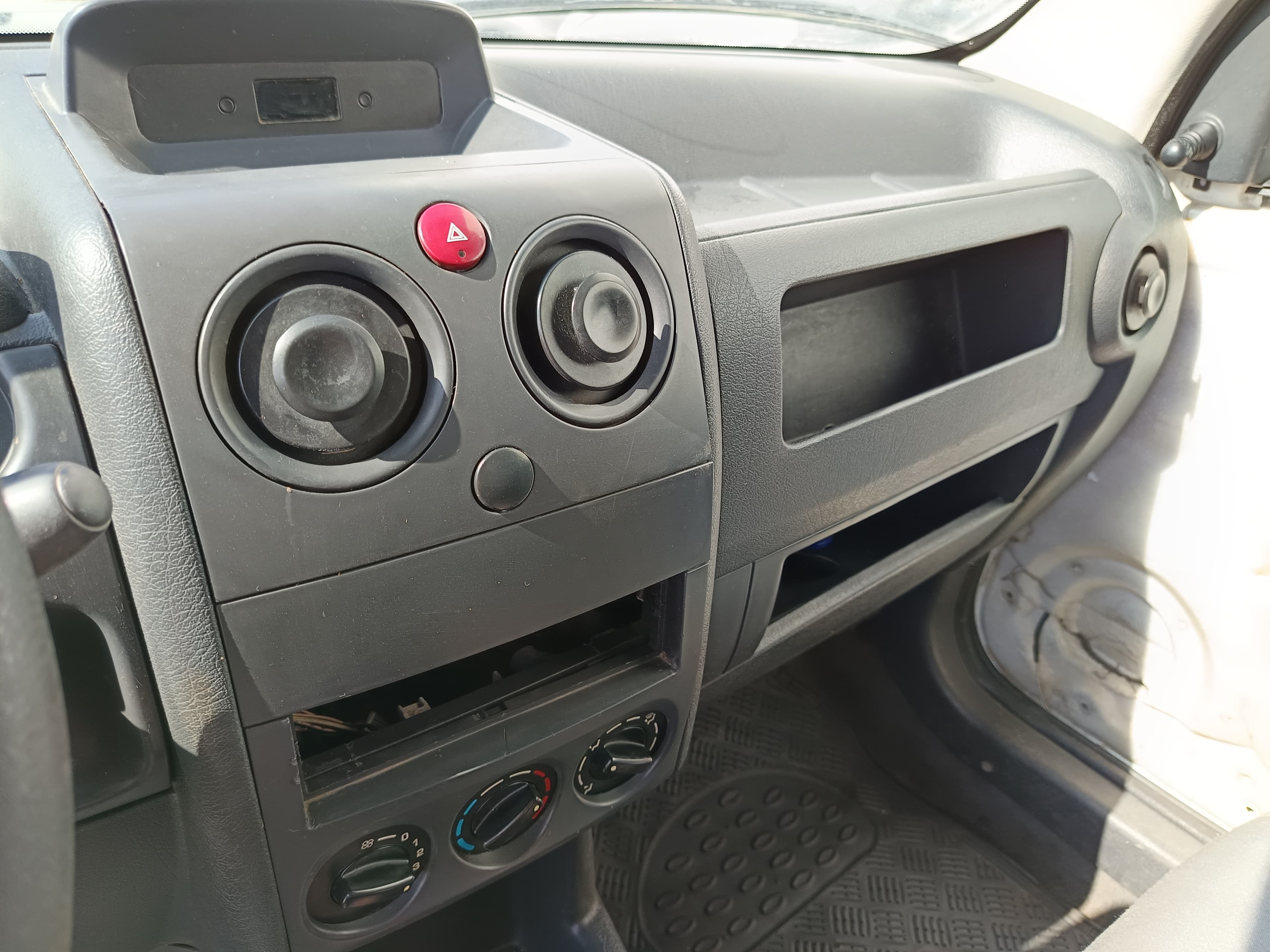 Citroën Berlingo · Ano 2004 — image 23