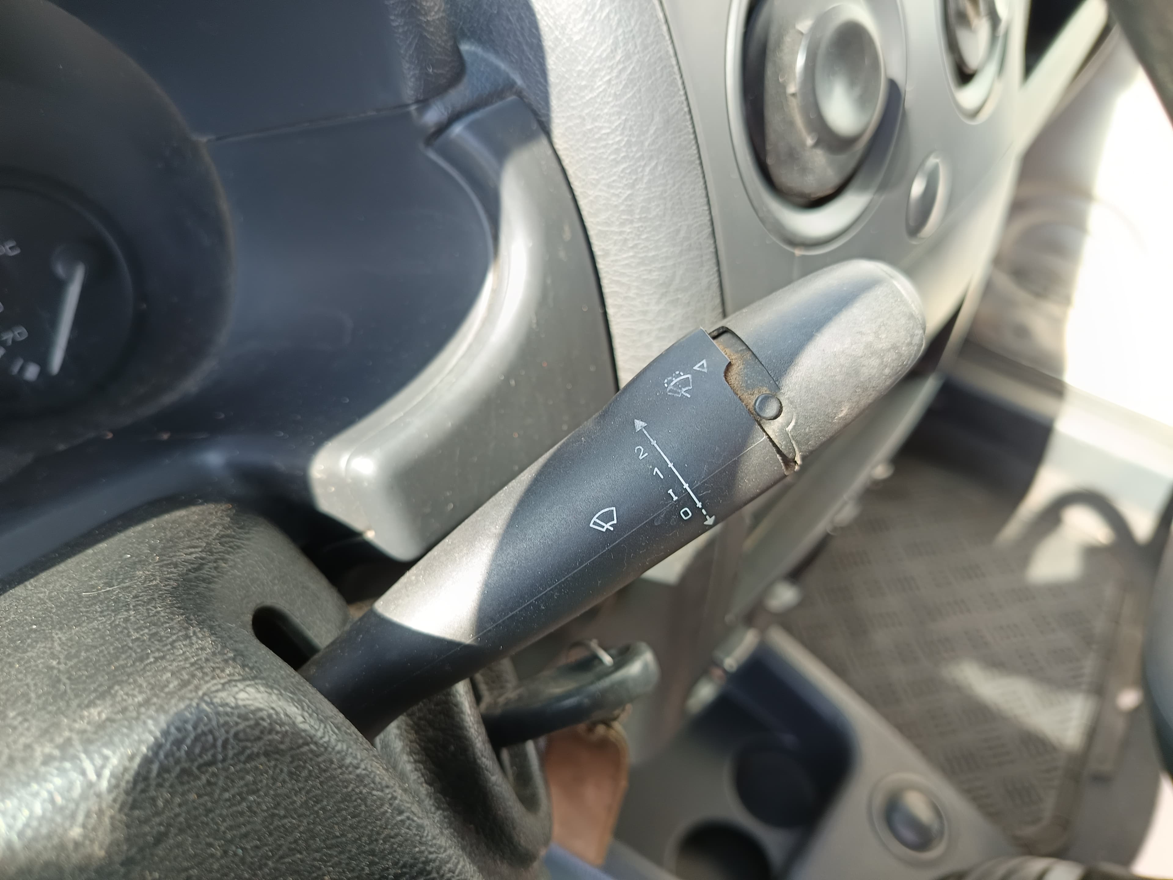 Citroën Berlingo · Ano 2004 — image 30