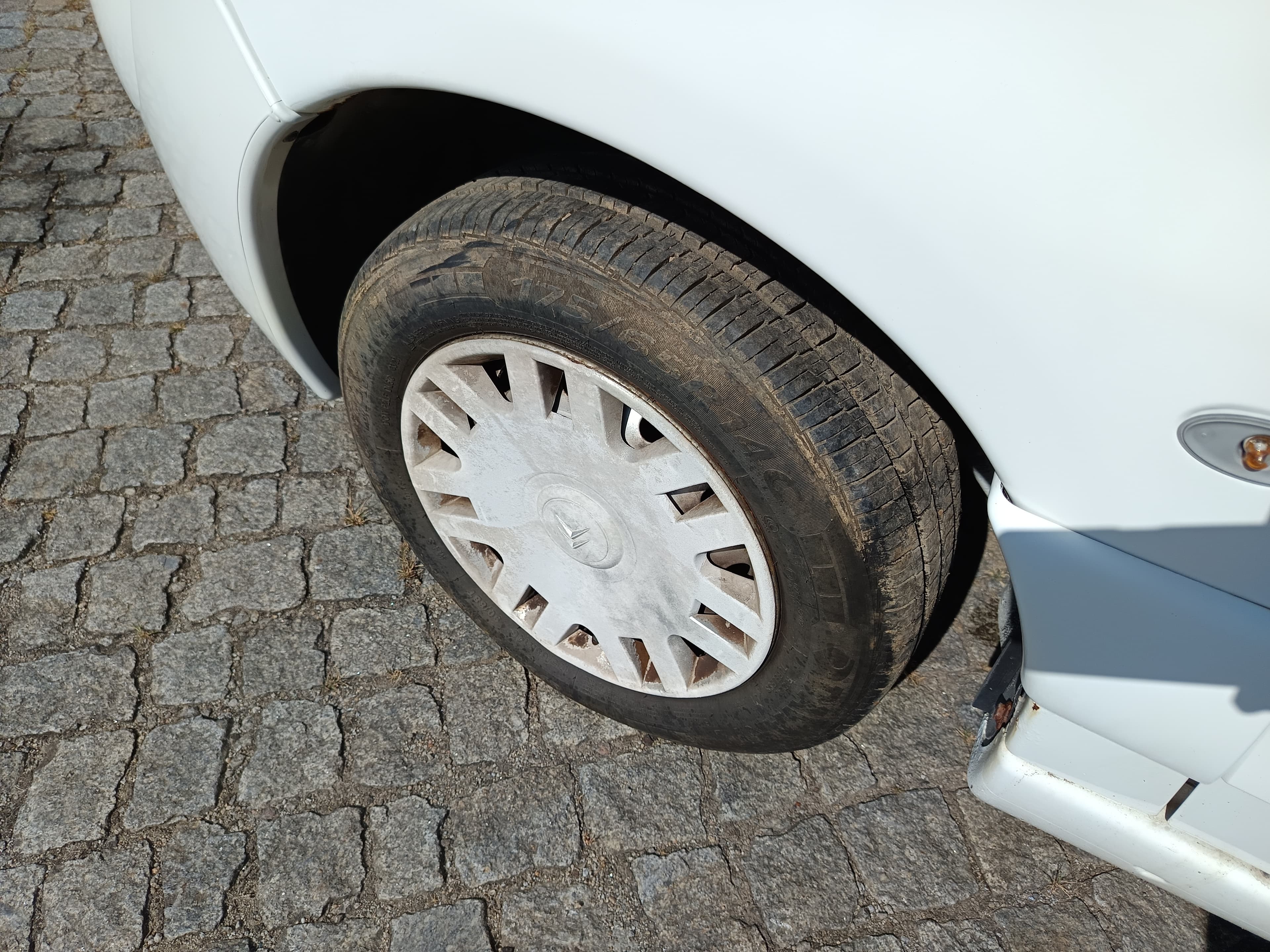 Citroën Berlingo · Ano 2004 — image 8