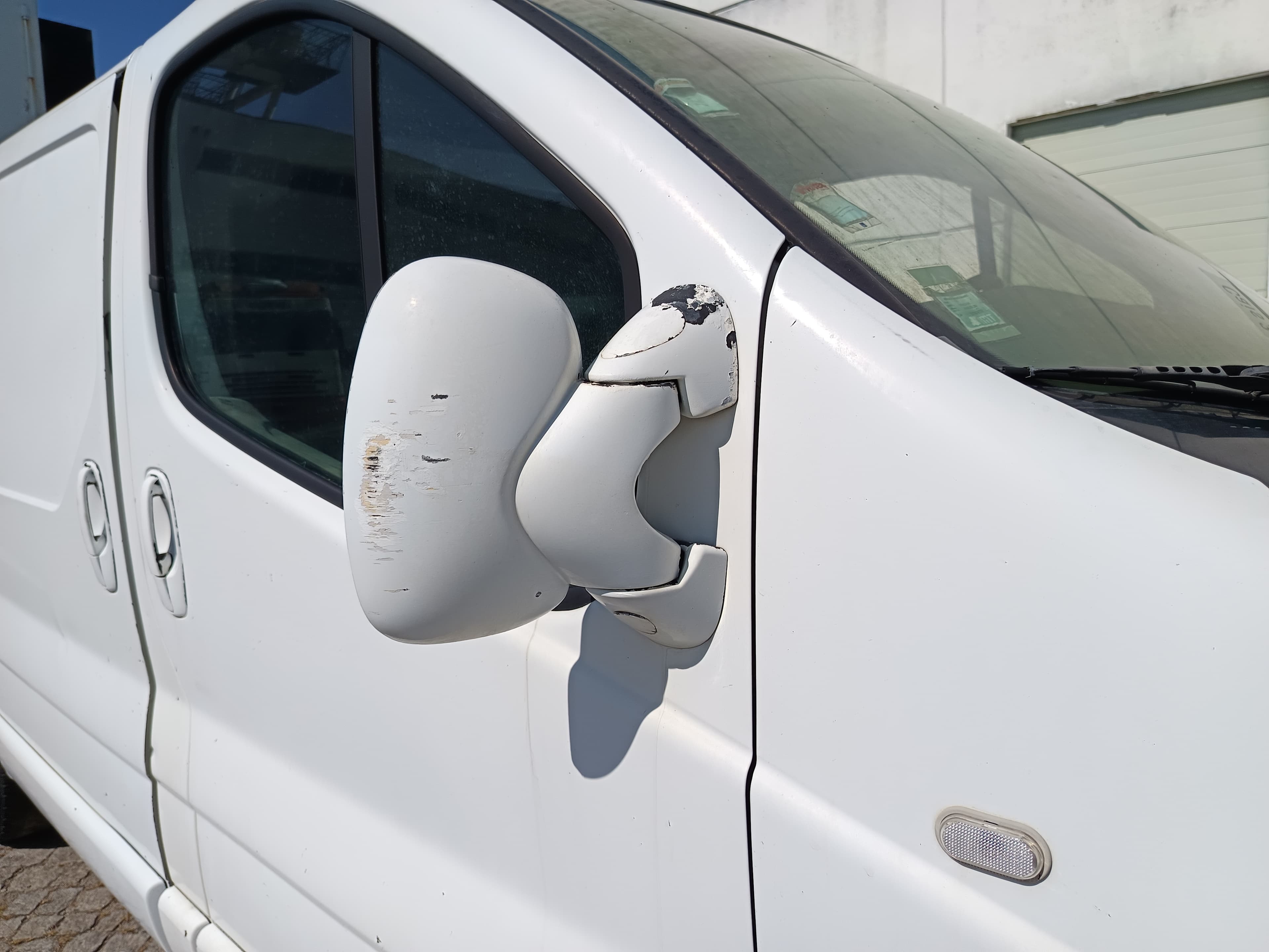 Renault Trafic · Ano 2007 — imagen 10