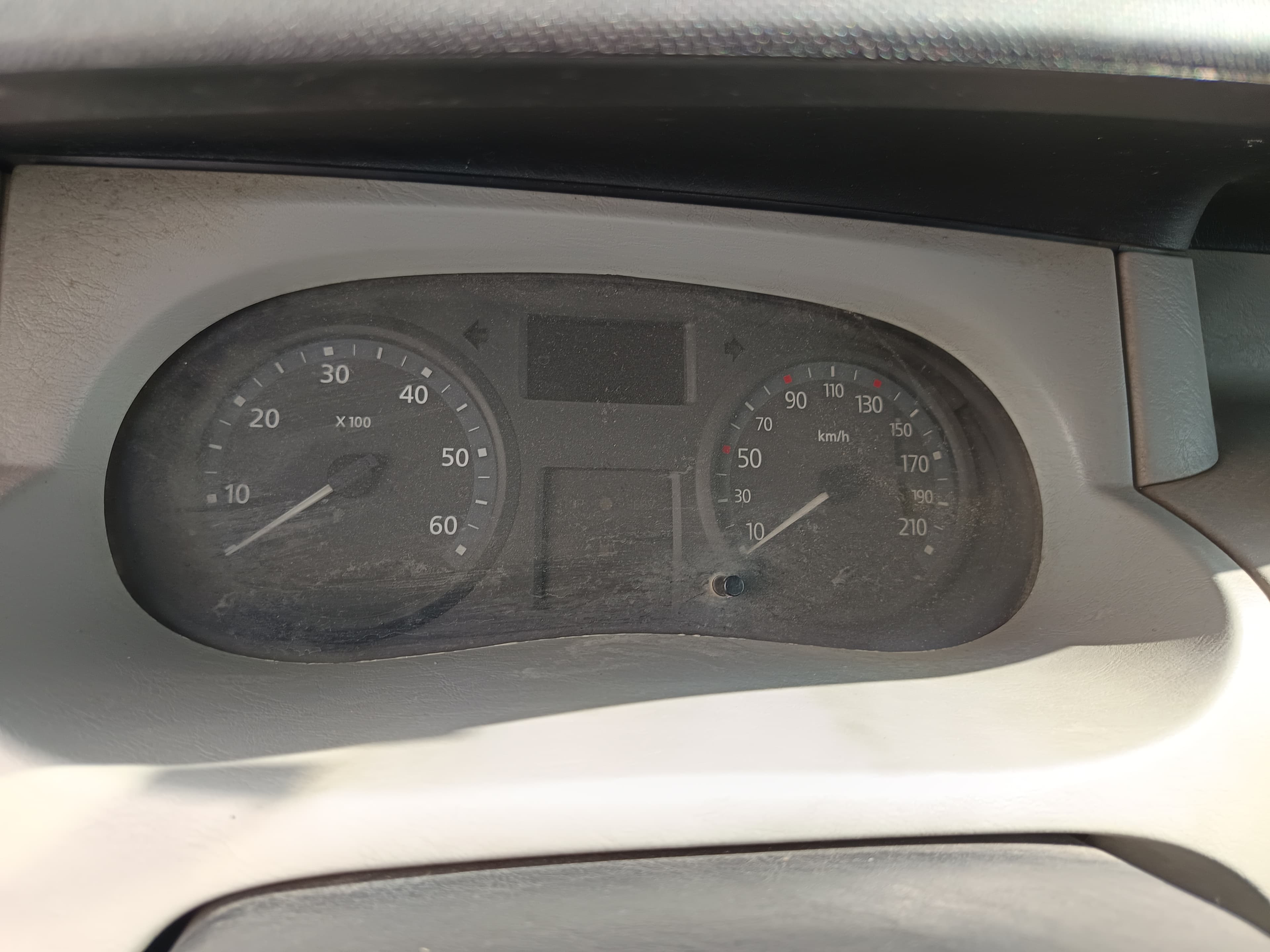 Renault Trafic · Ano 2007 — imagen 32