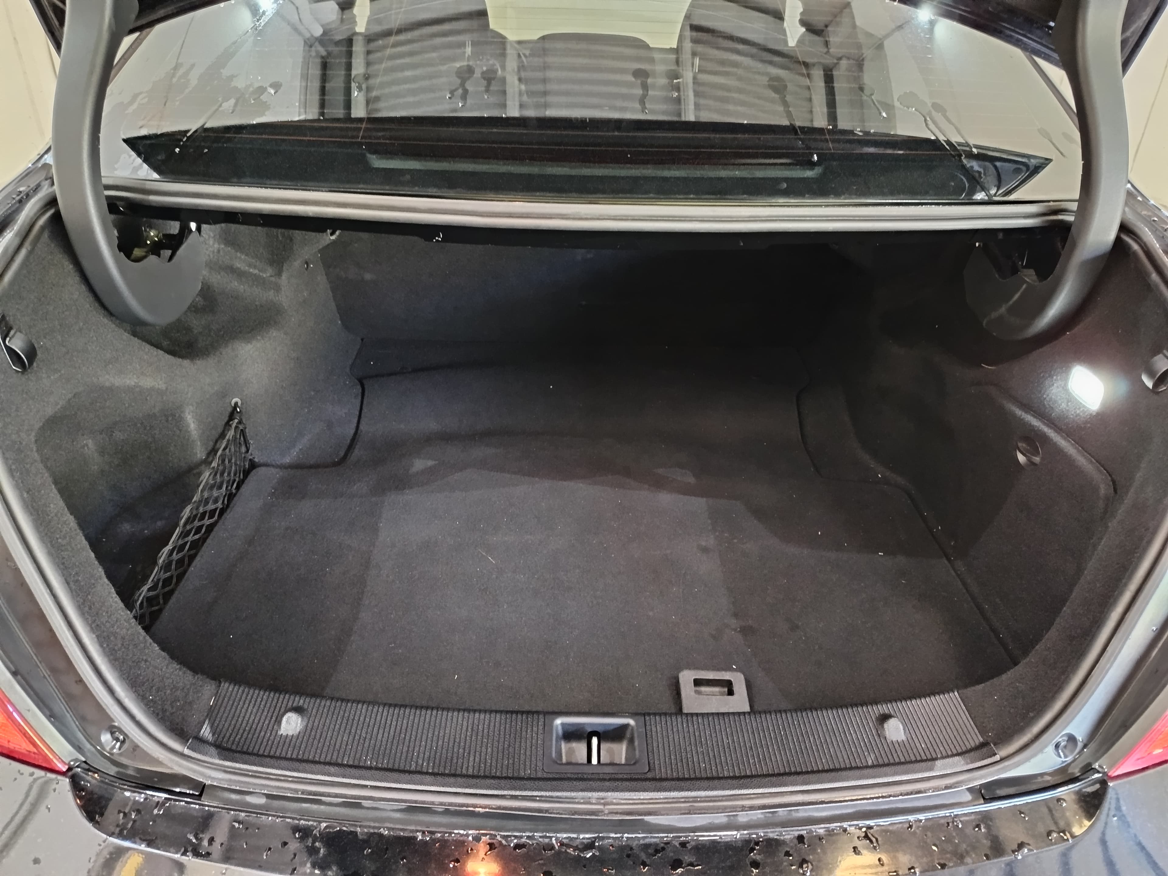 Mercedes-Benz C300 · Ano 2008 — imagem 15