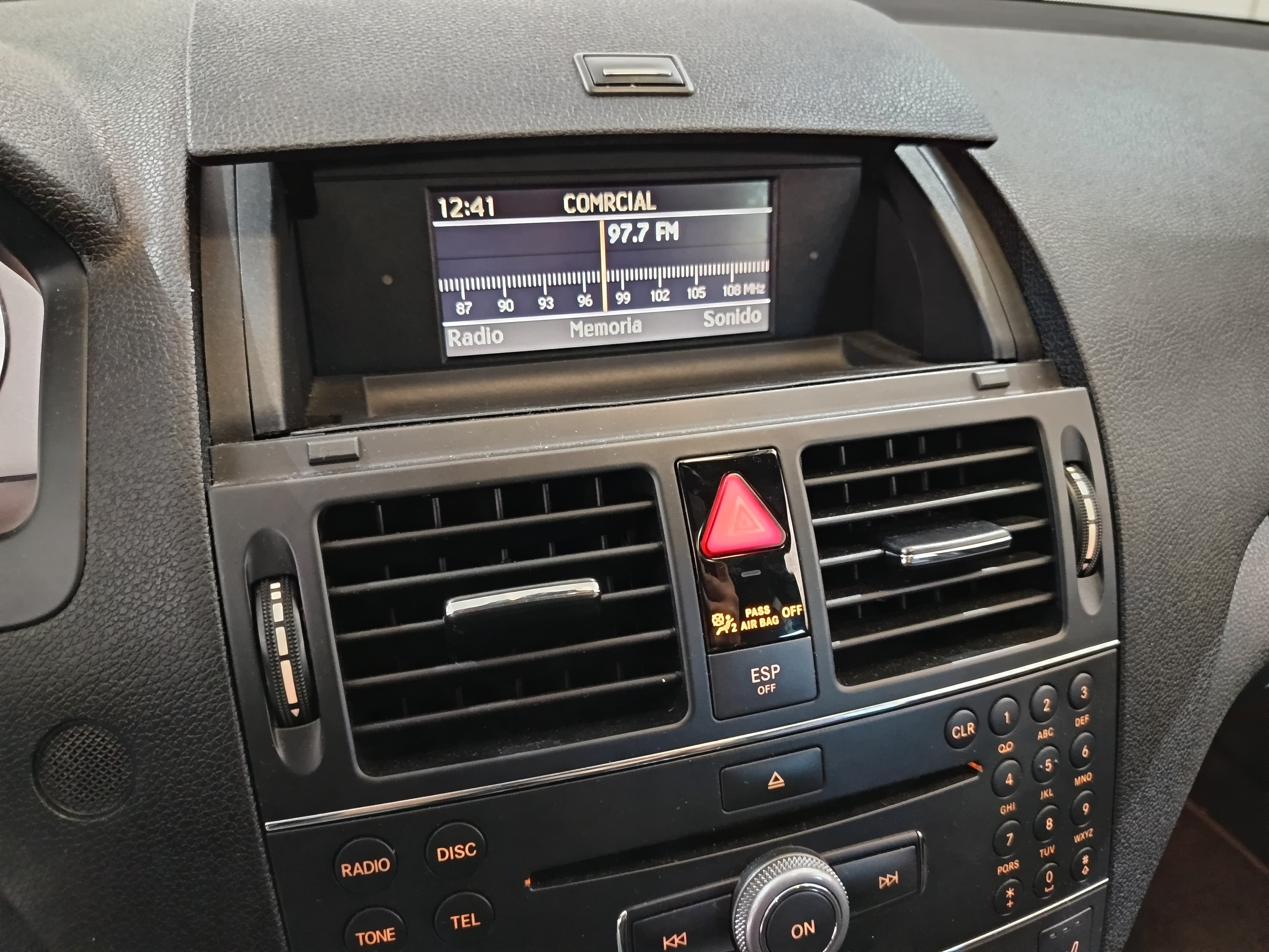 Mercedes-Benz C300 · Ano 2008 — imagem 31
