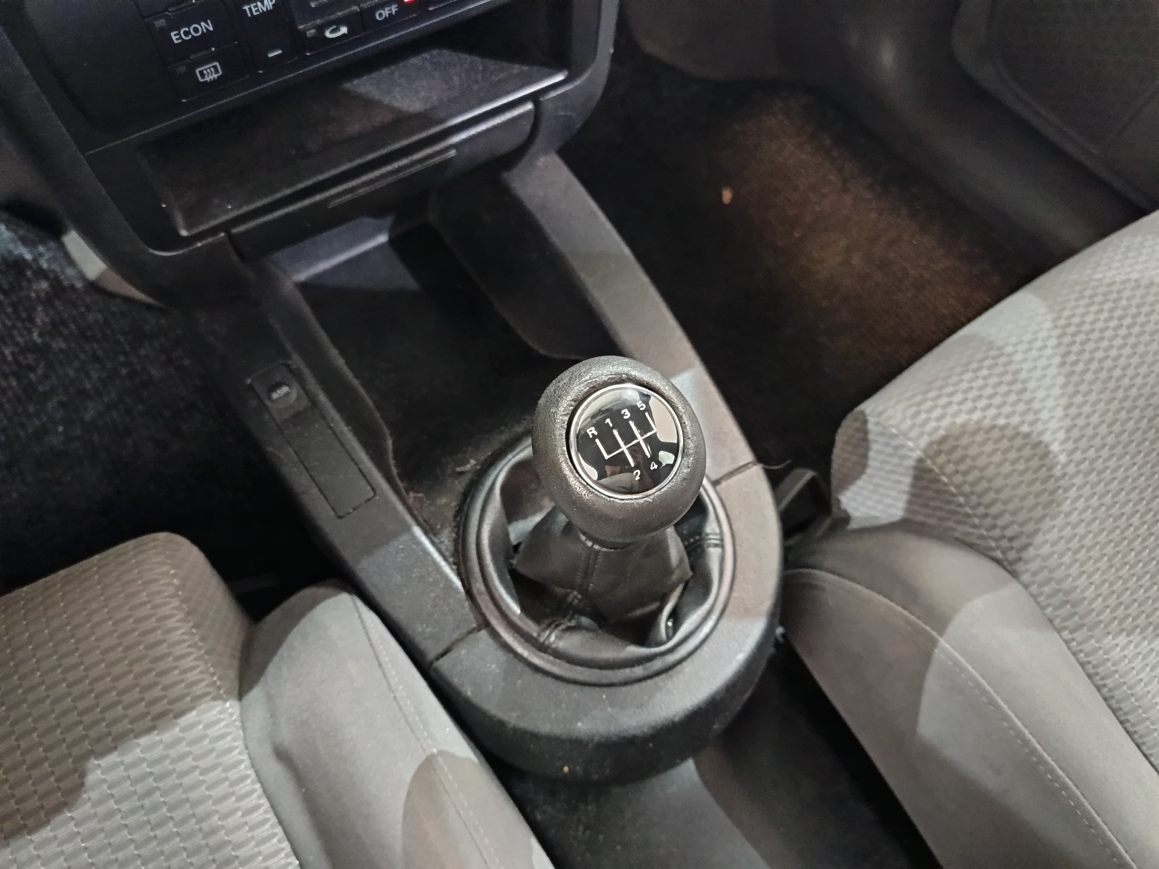 Audi A2 · Ano 2001 — image 35