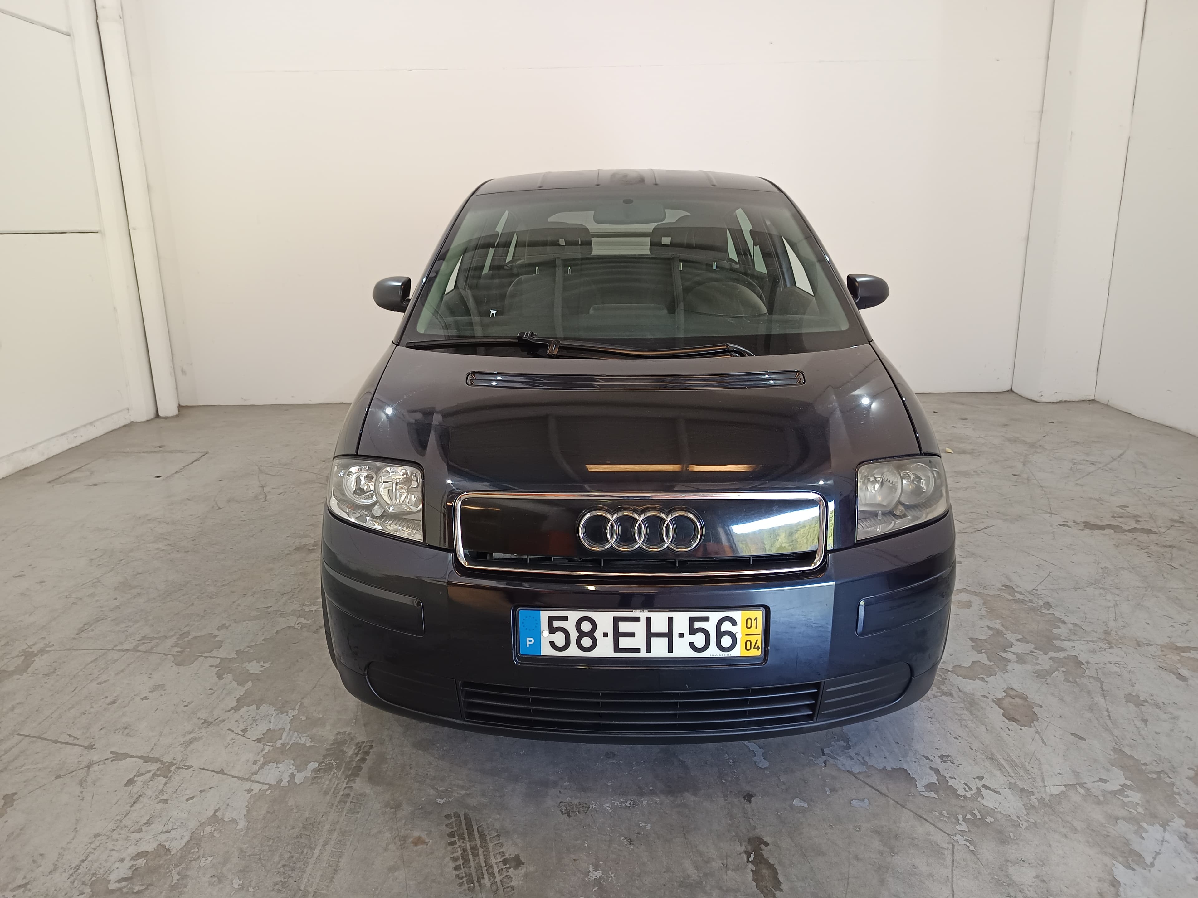 Audi A2 · Ano 2001 — image 2