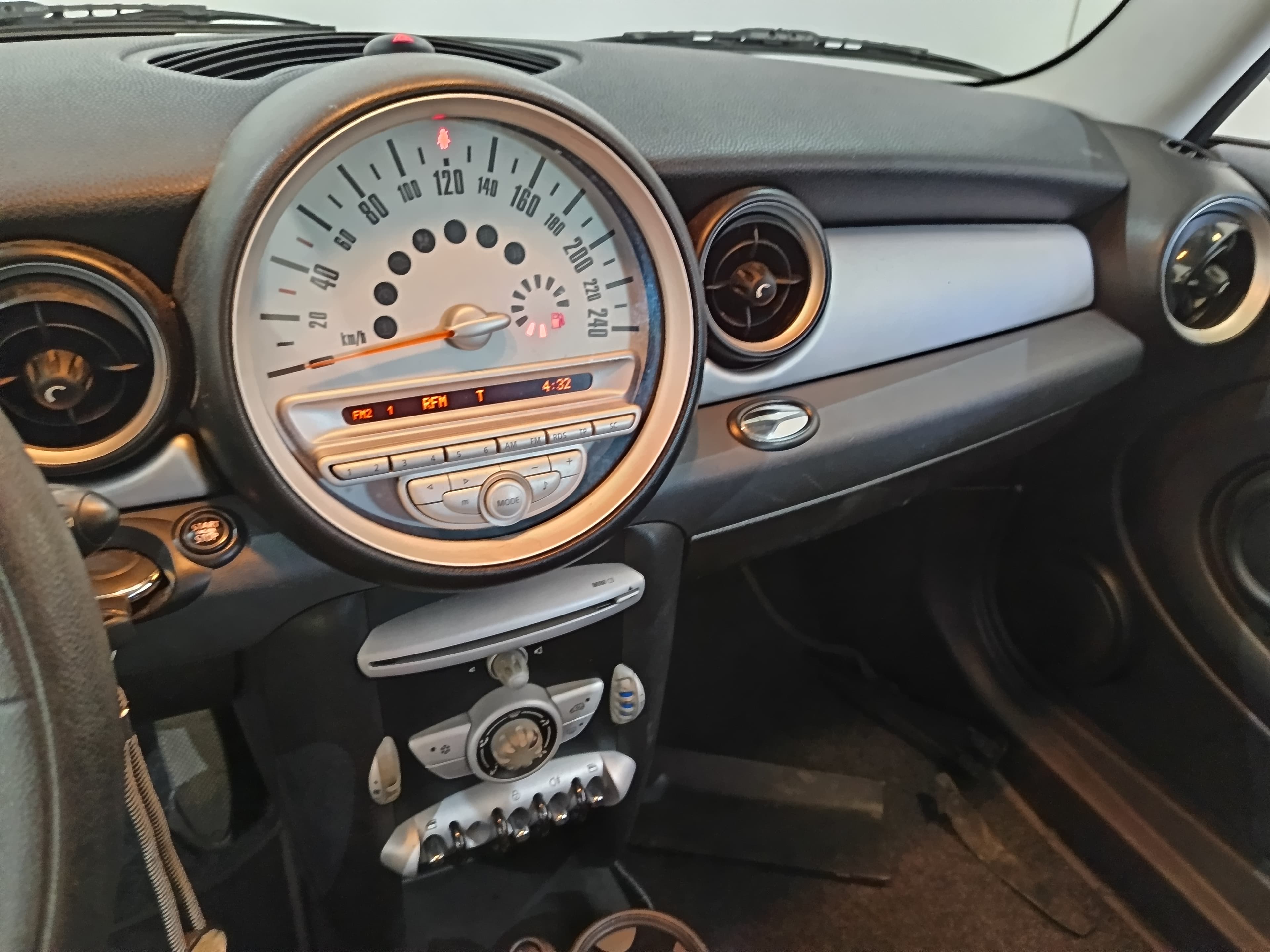 Mini Cooper · Ano 2008 — imagen 29