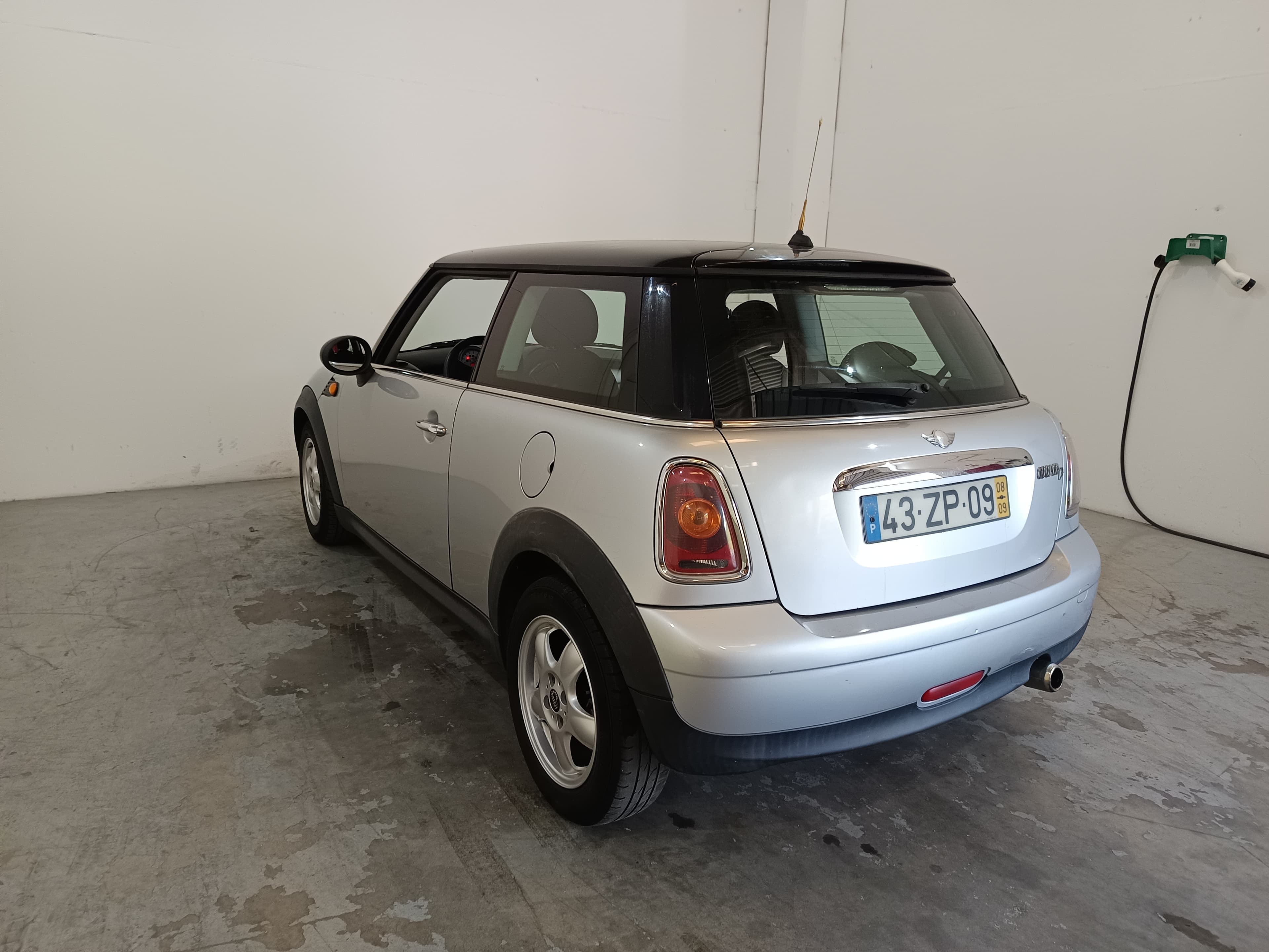 Mini Cooper · Ano 2008 — imagen 4