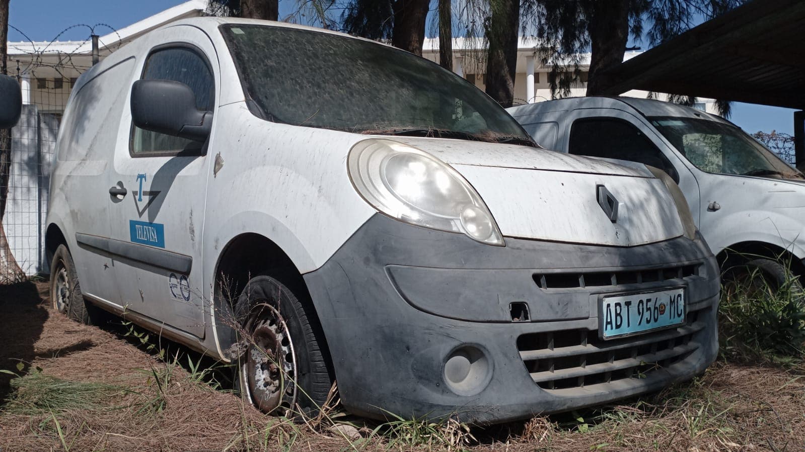Renault/kangoo — image 3