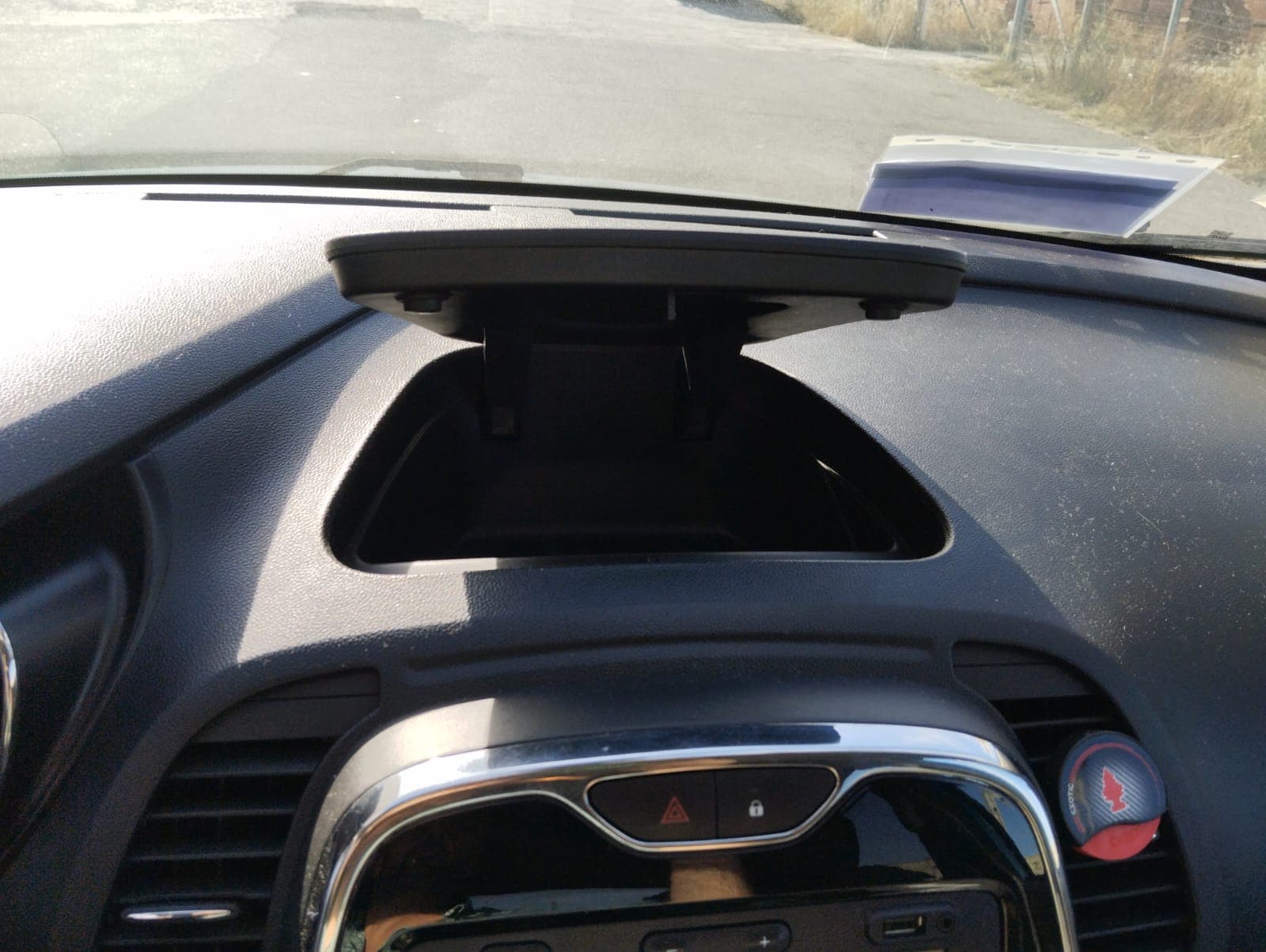 Renault Captur · Ano 2016 — image 21