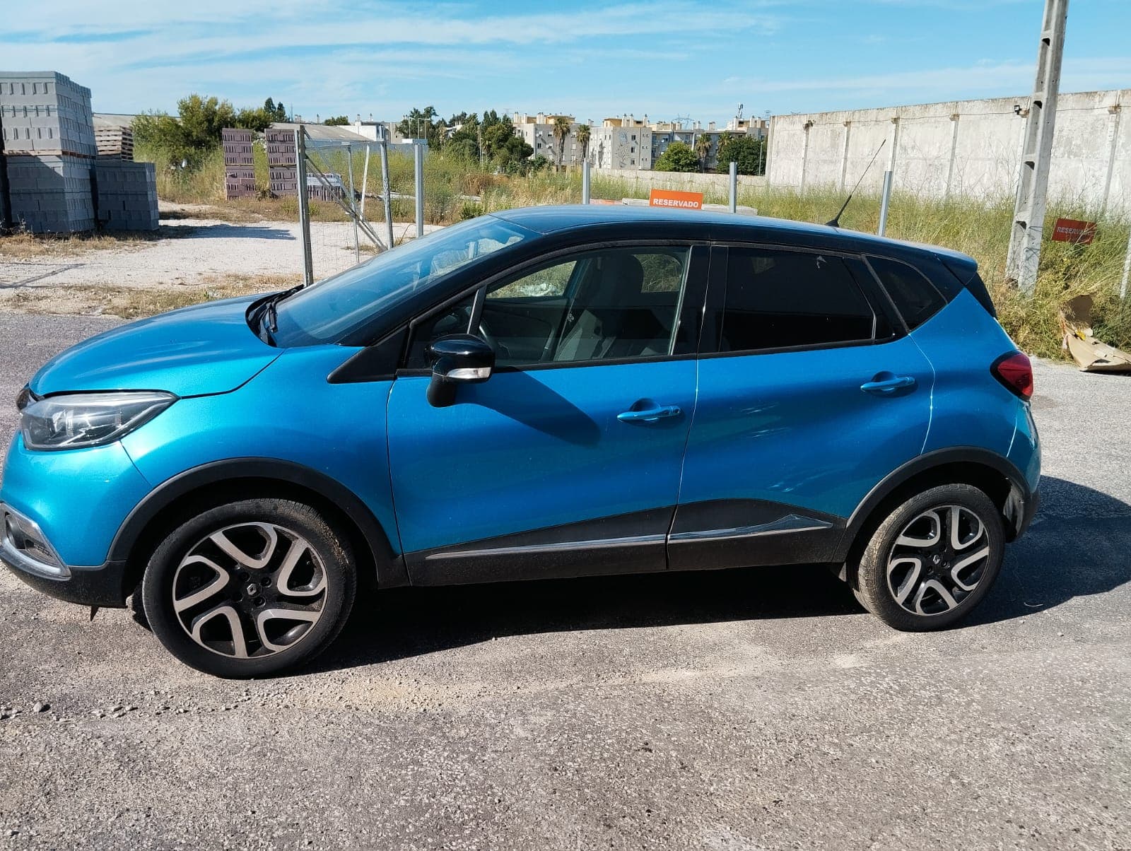 Renault Captur · Ano 2016 — image 4