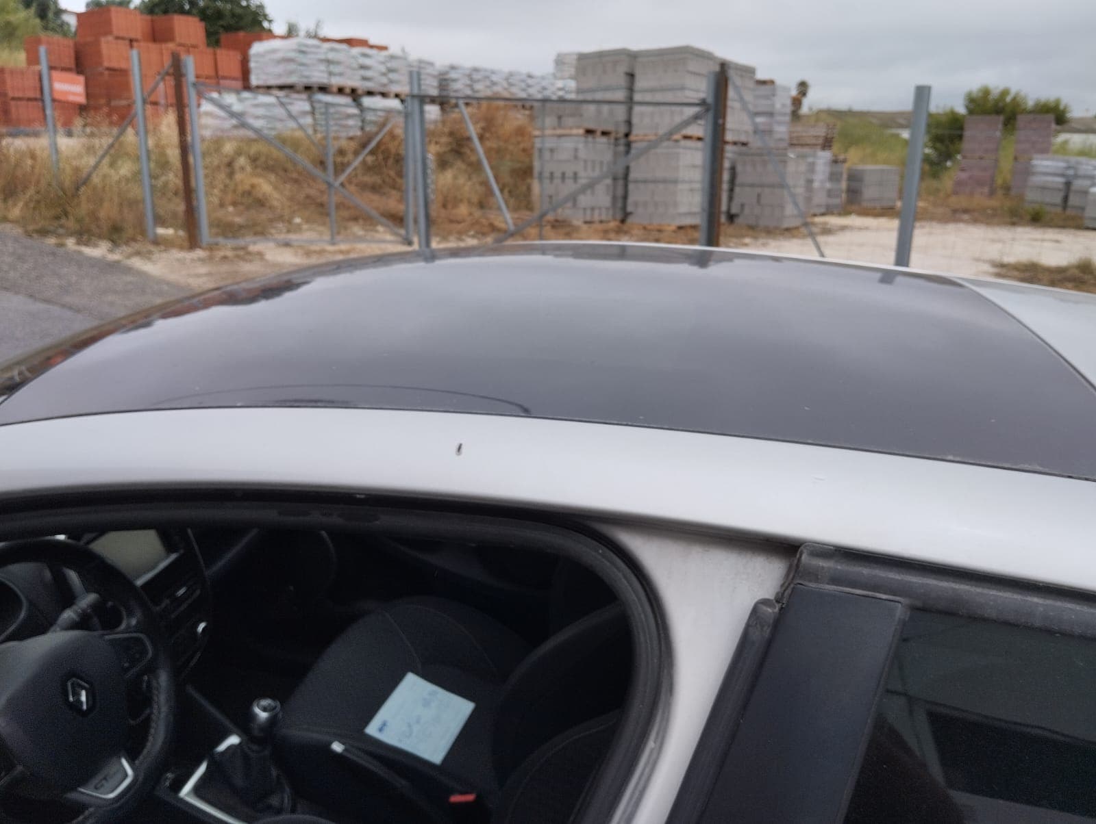 Renault Clio 4 Grantour 1.5 DCI · Ano 2016 — imagem 8