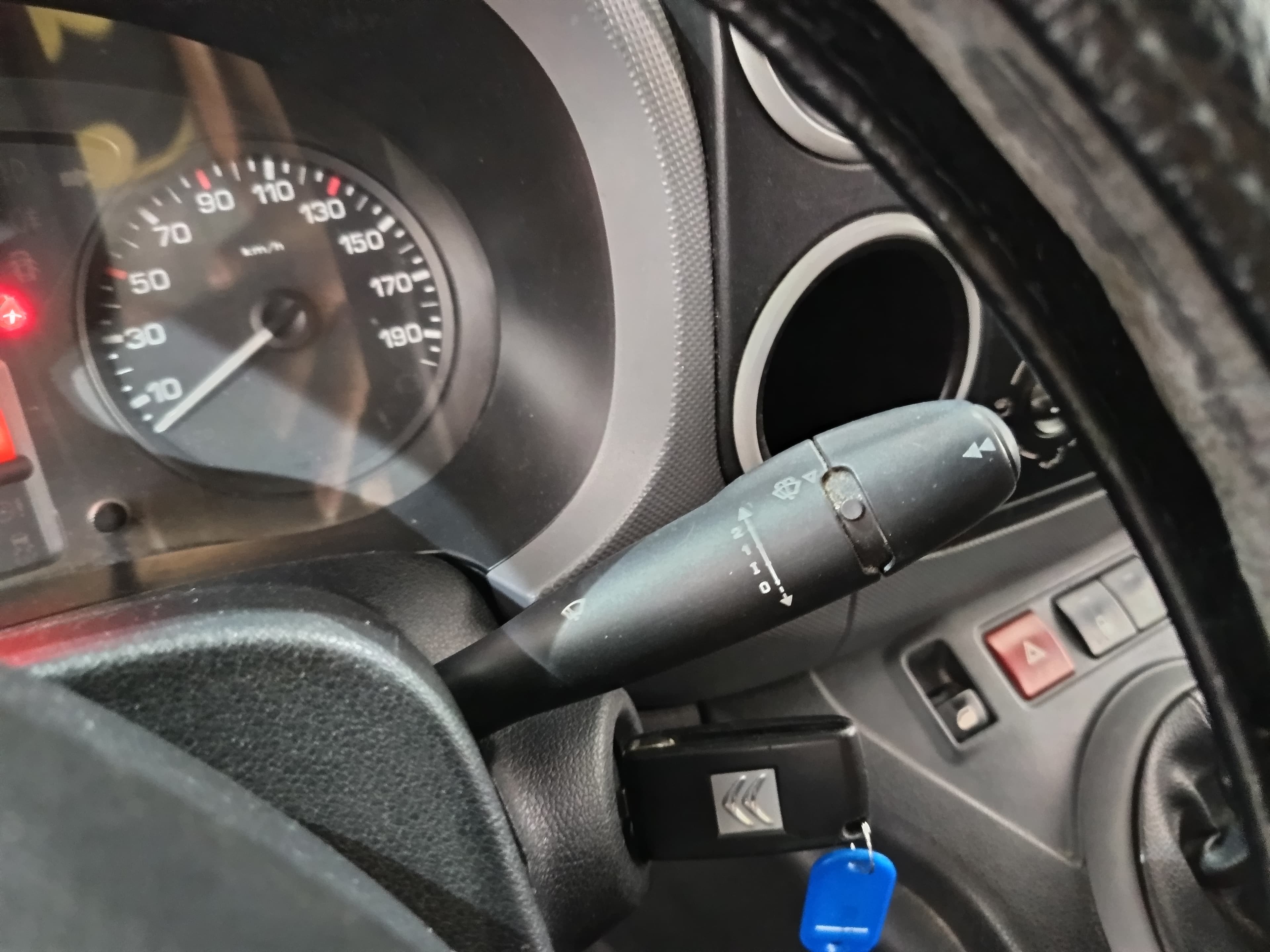 Citroën Berlingo · Ano 2011 — imagem 31