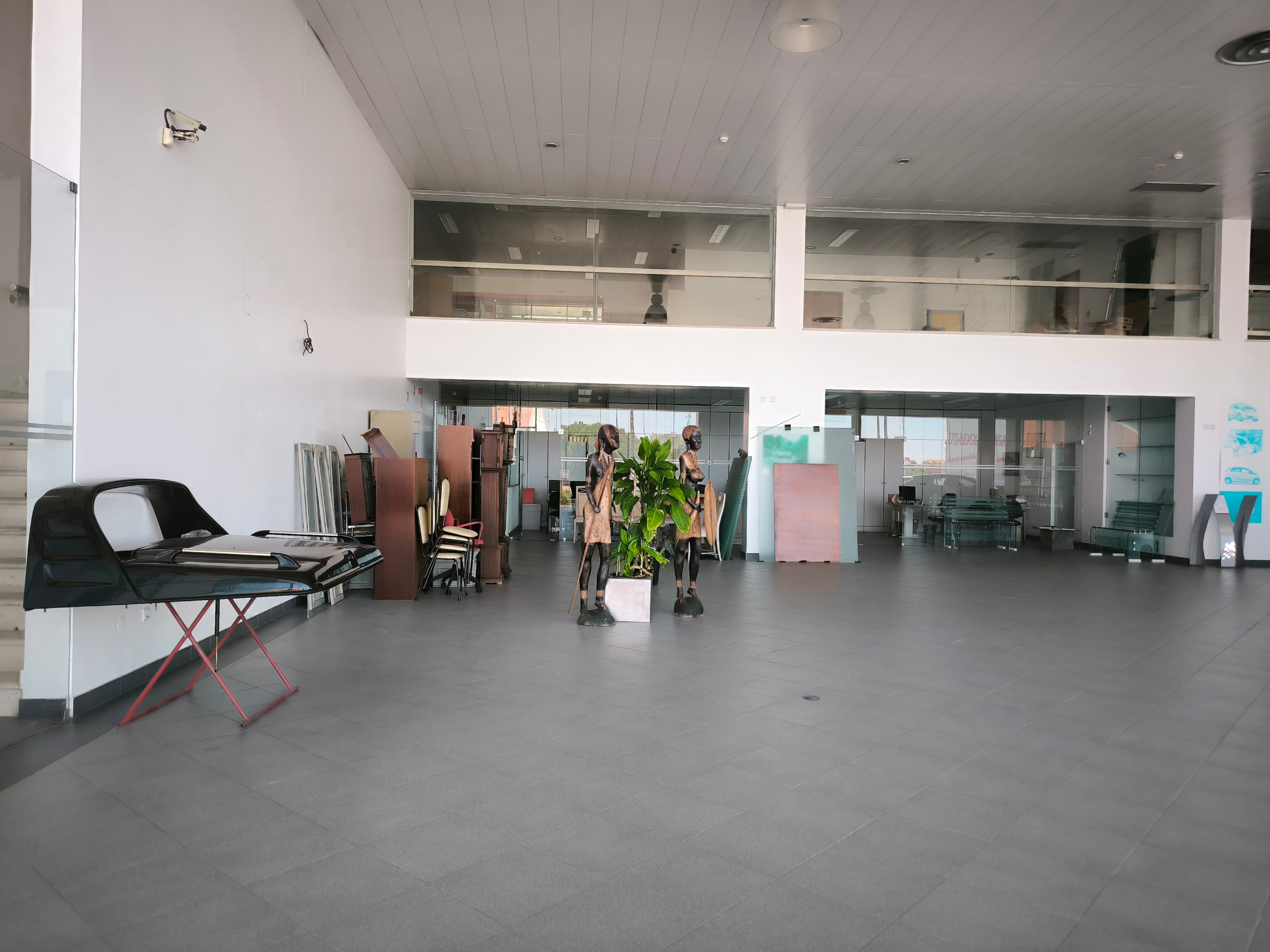 Edifício Comercial c/ 2 pisos · Zona Industrial das Arroteias, Moita — image 5