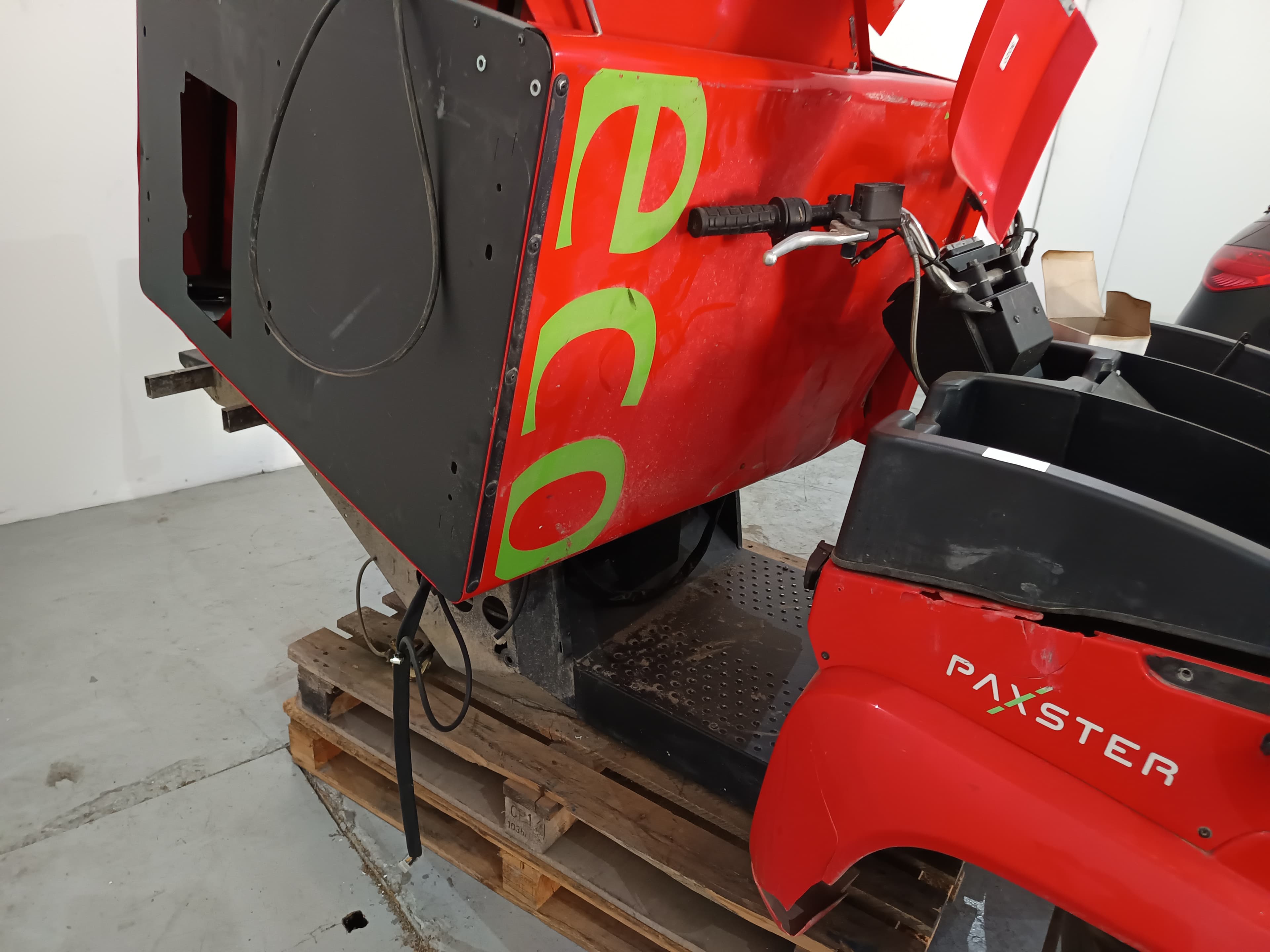 Loyds-paxster — imagem 8