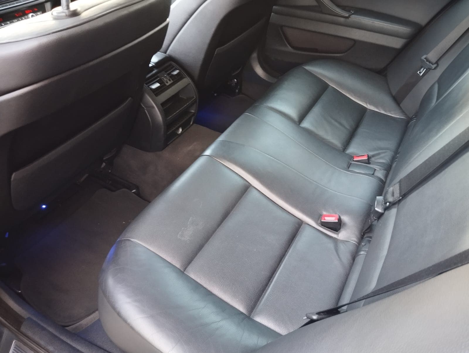 BMW 520D · Ano 2011 — imagem 20
