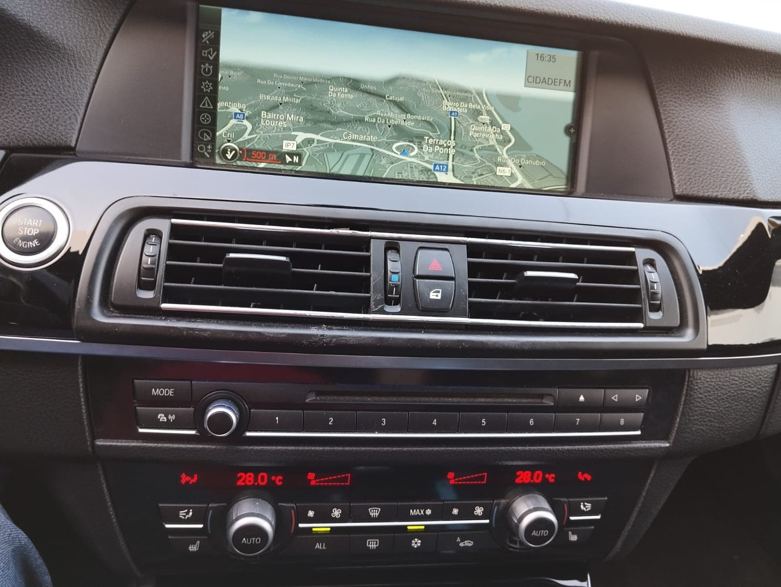 BMW 520D · Ano 2011 — imagem 21
