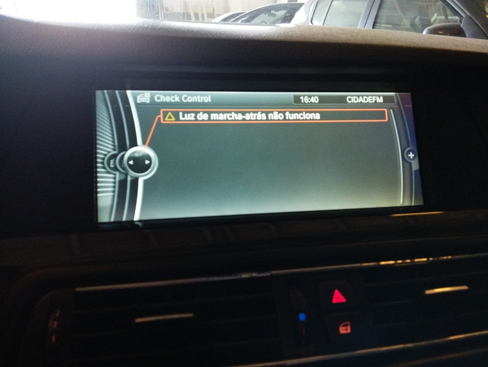 BMW 520D · Ano 2011 — imagem 13
