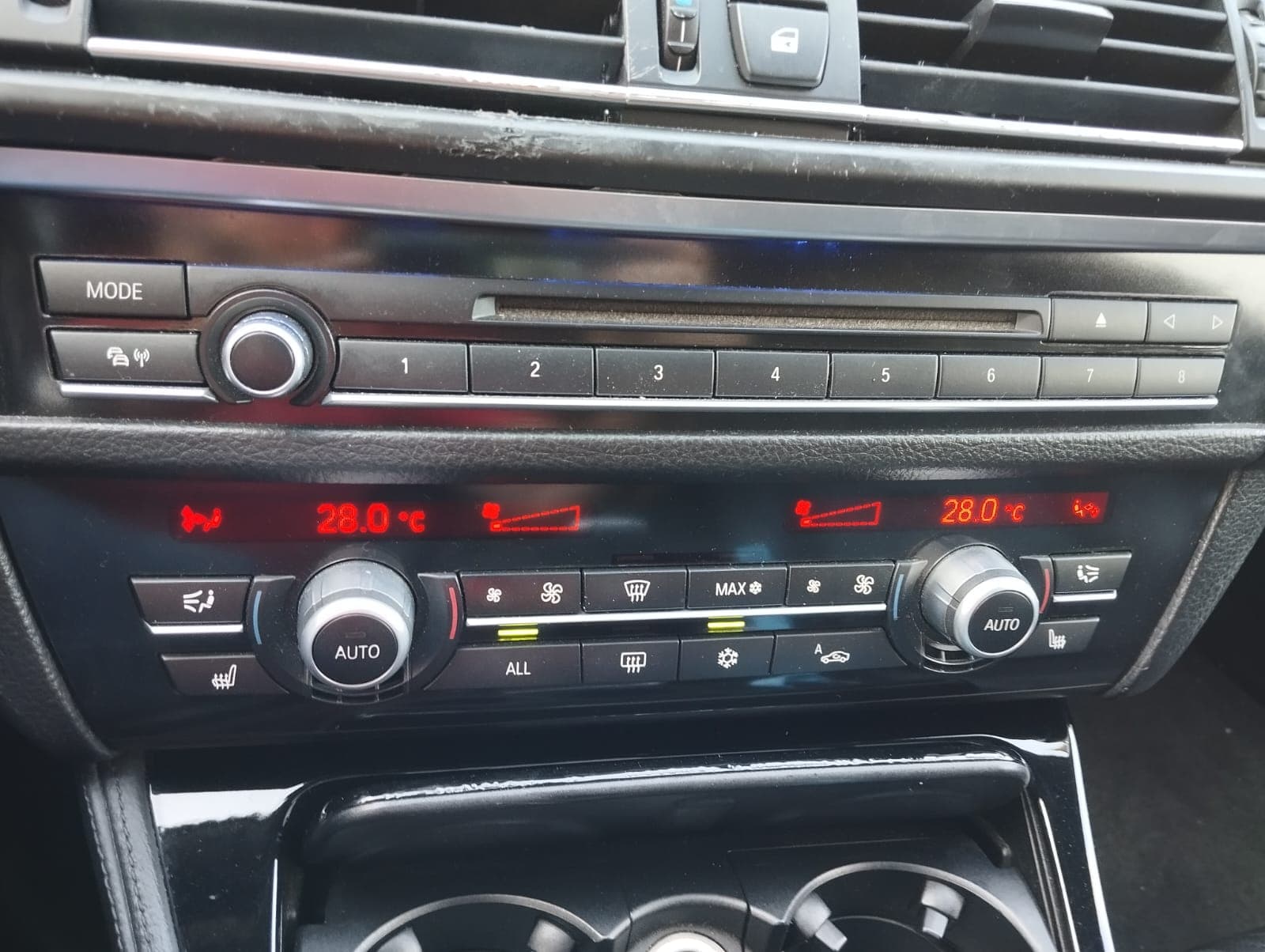 BMW 520D · Ano 2011 — imagem 23