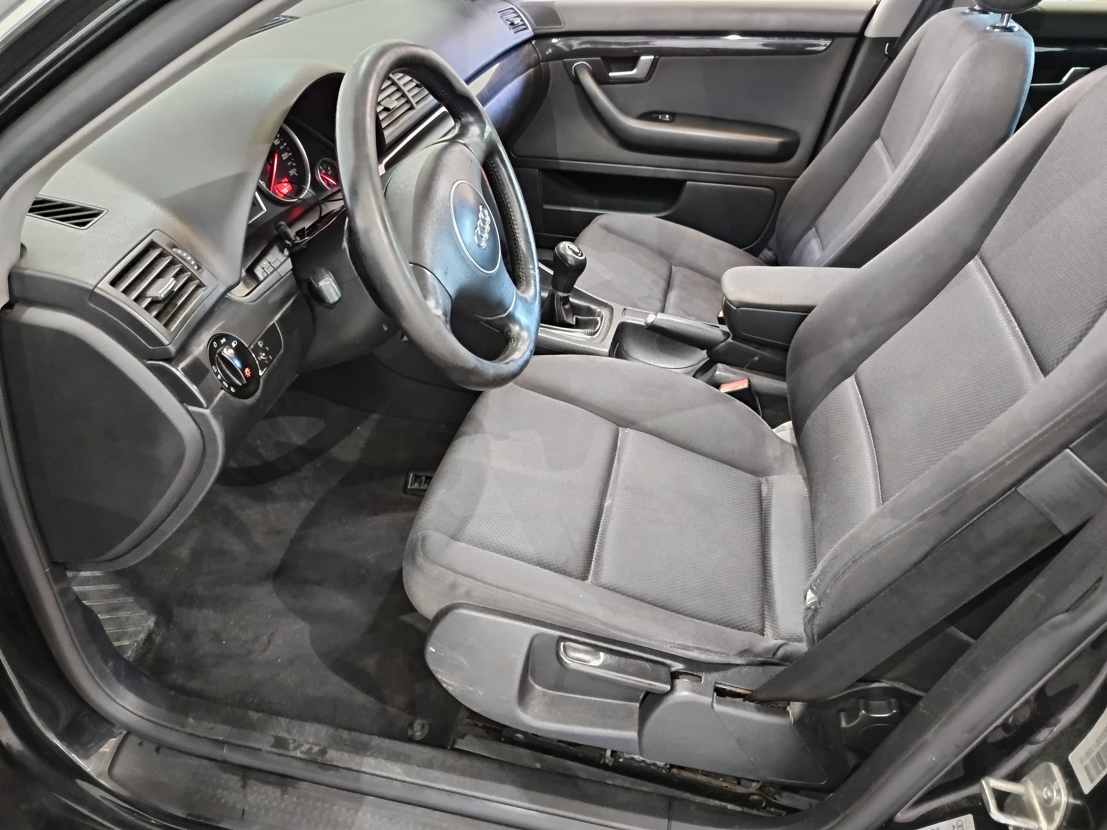 Audi A4 · Ano 2002 — imagen 29