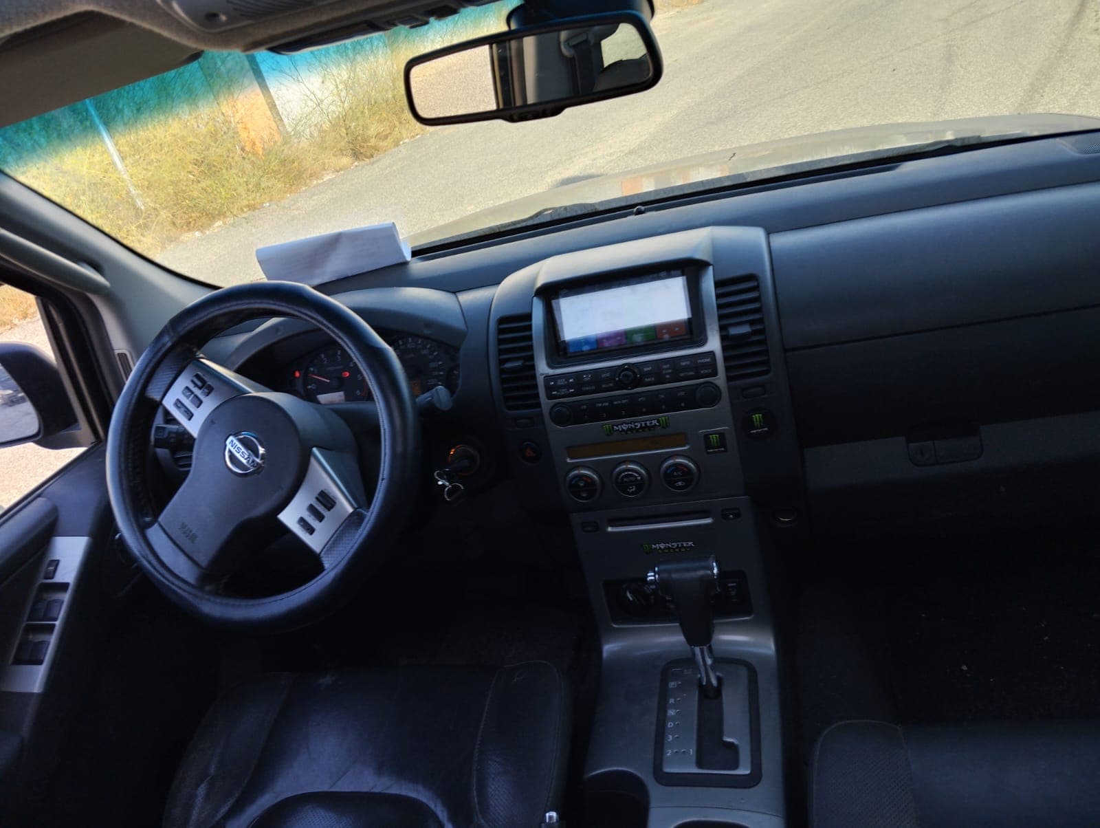 Nissan Navarra · Ano 2007 — imagem 17
