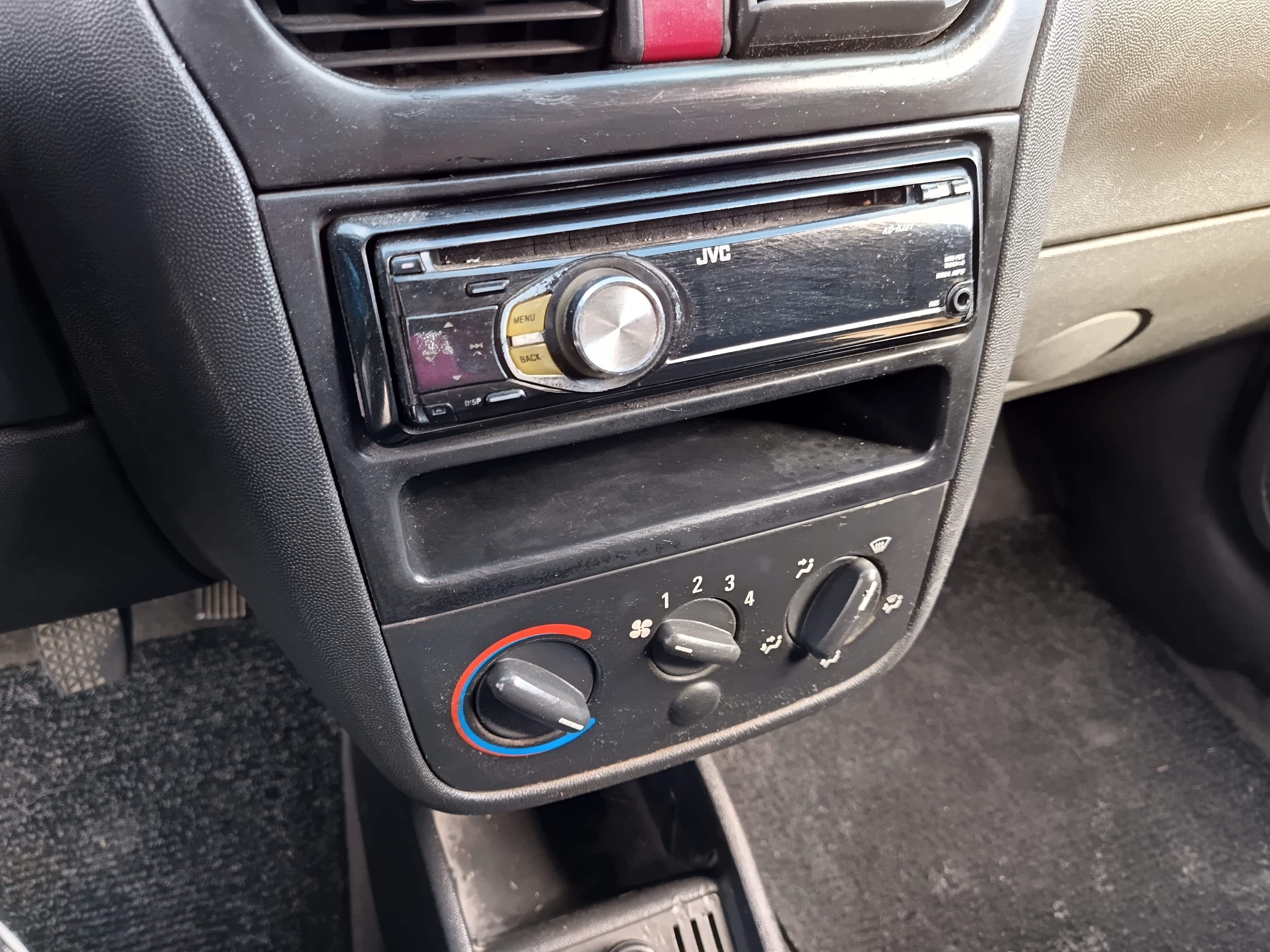 Opel Combo · Ano 2006 — image 30