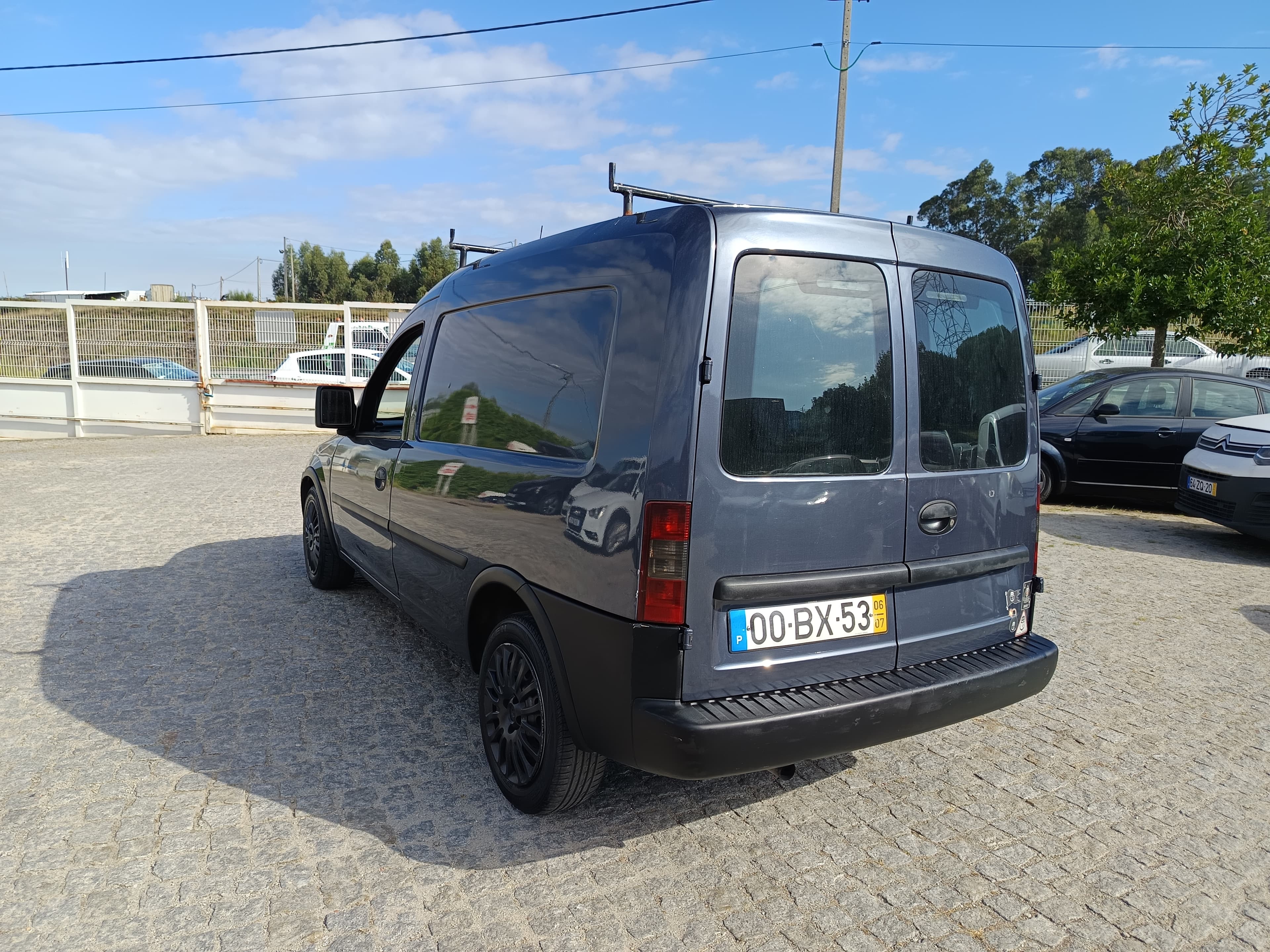 Opel Combo · Ano 2006 — image 6