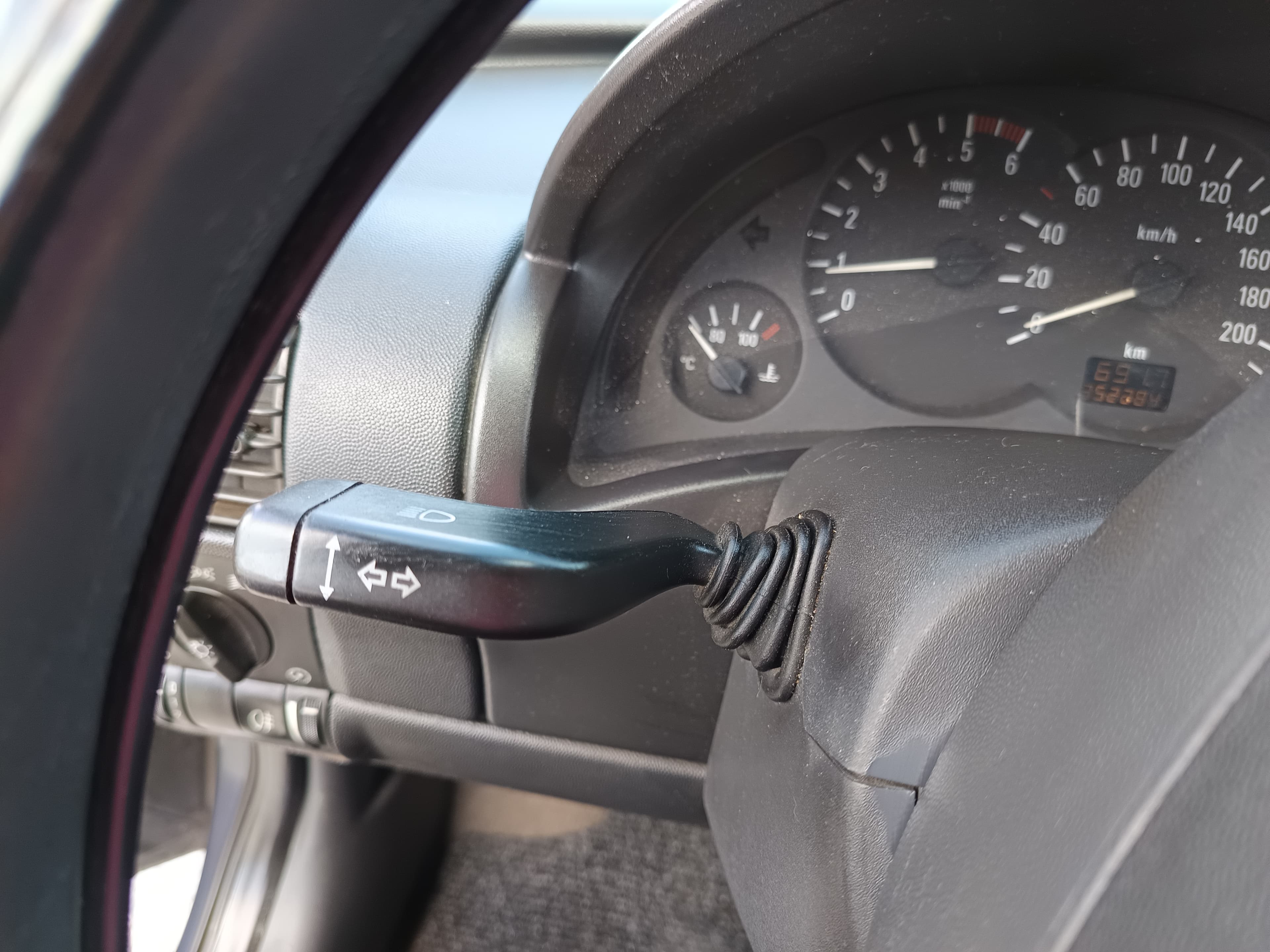 Opel Combo · Ano 2006 — image 33