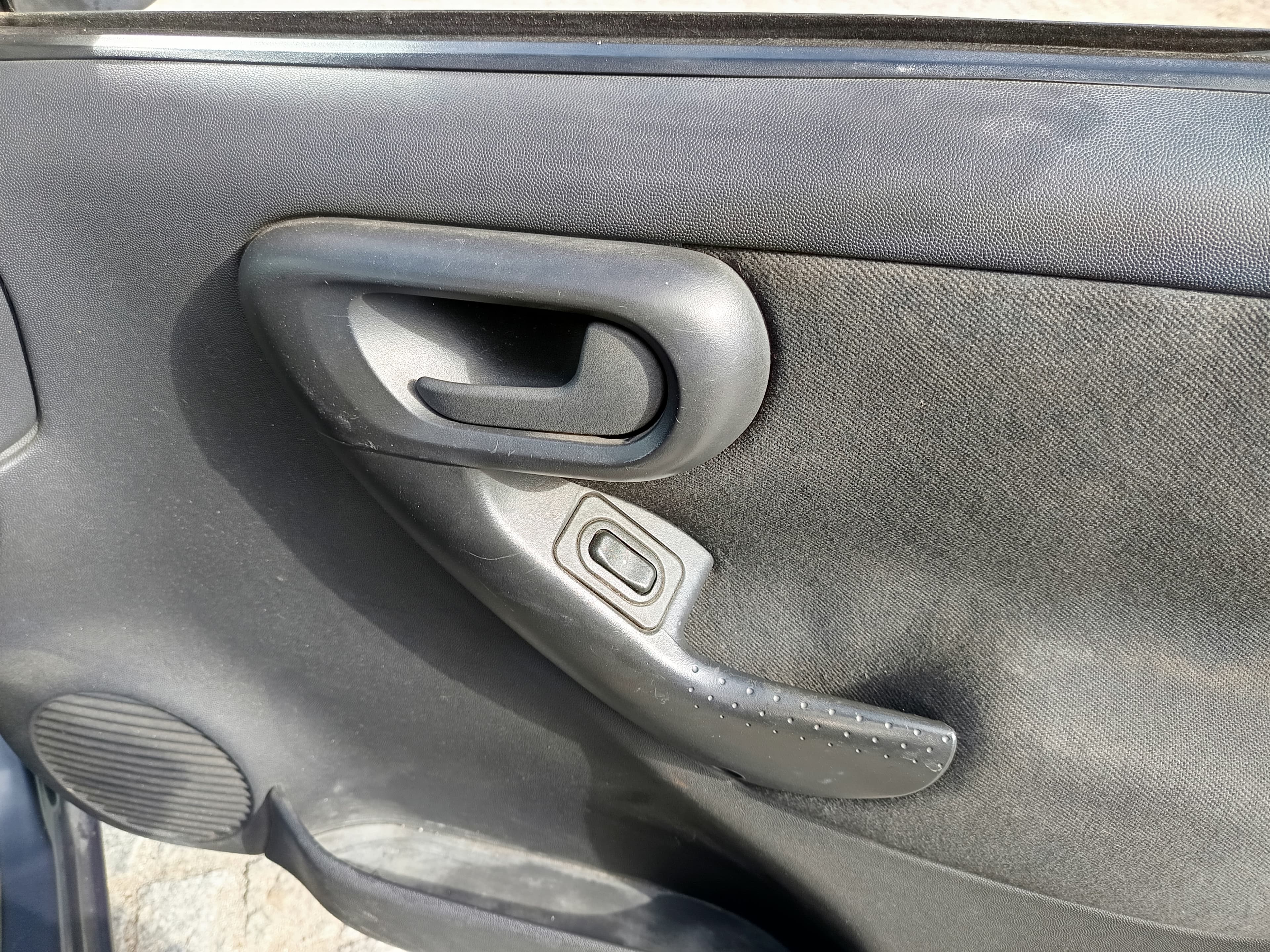 Opel Combo · Ano 2006 — image 22