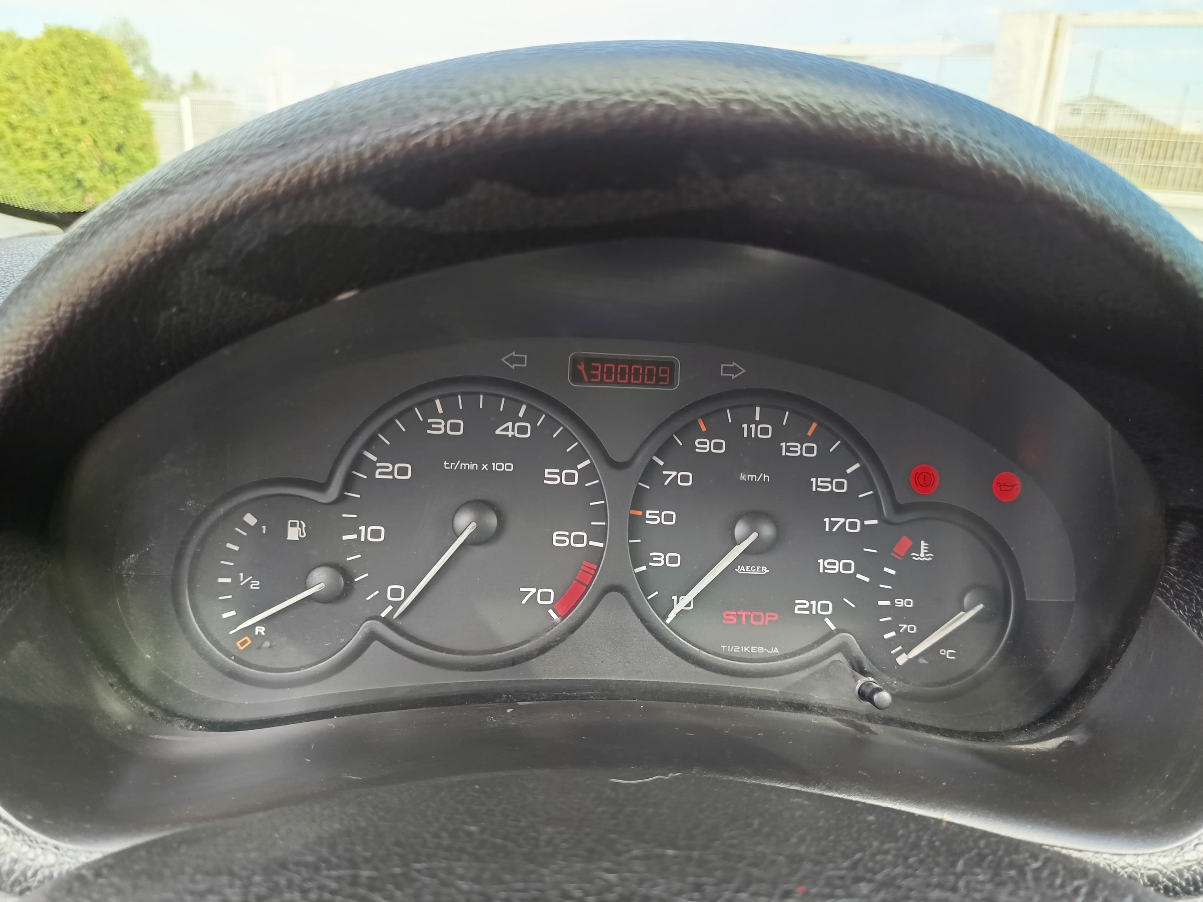 Peugeot 206 · Ano 1999 — imagem 36