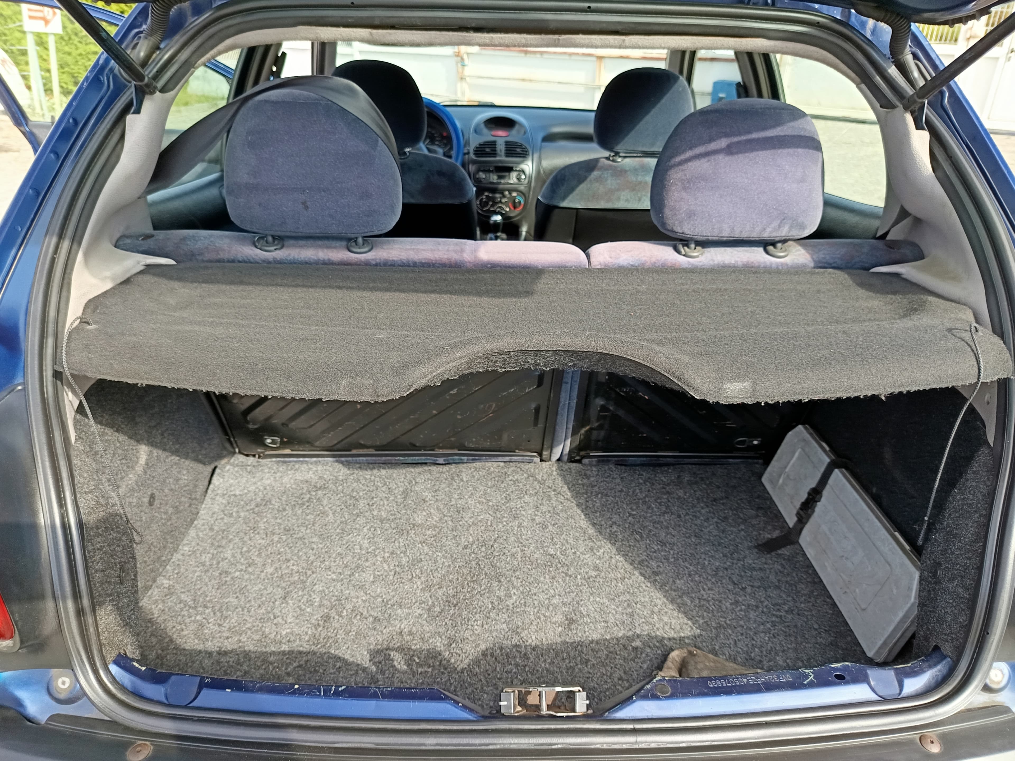 Peugeot 206 · Ano 1999 — imagem 7