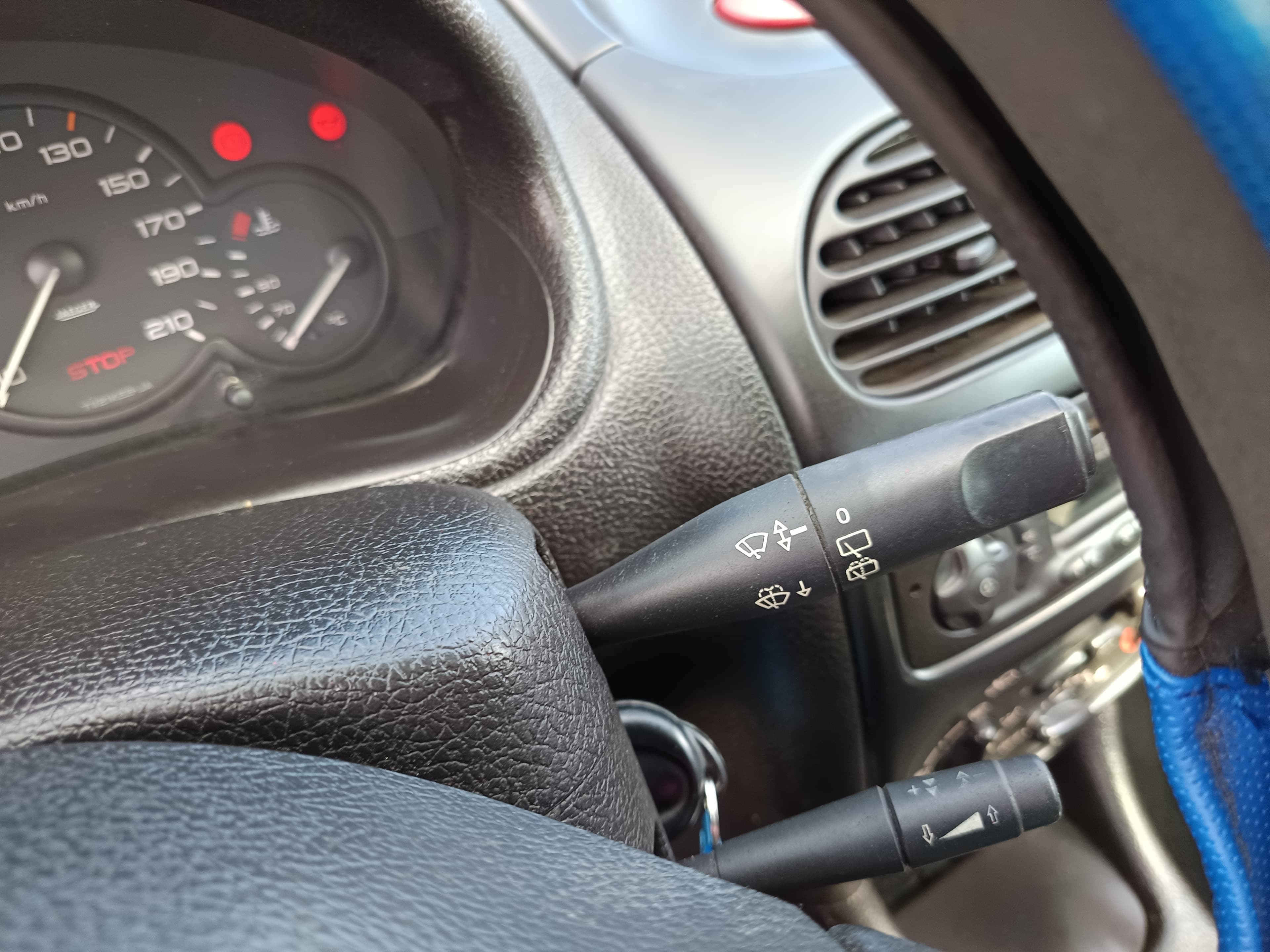 Peugeot 206 · Ano 1999 — imagem 35