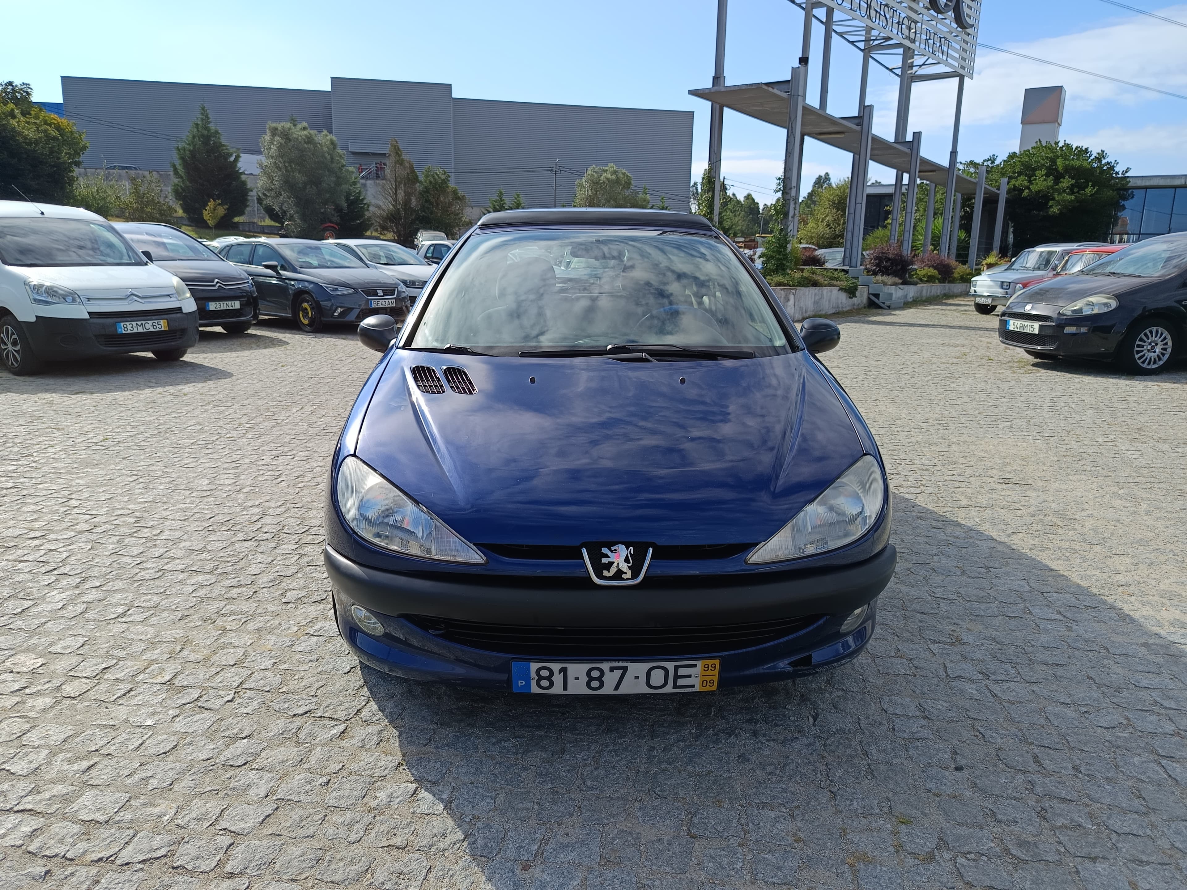 Peugeot 206 · Ano 1999 — imagem 2