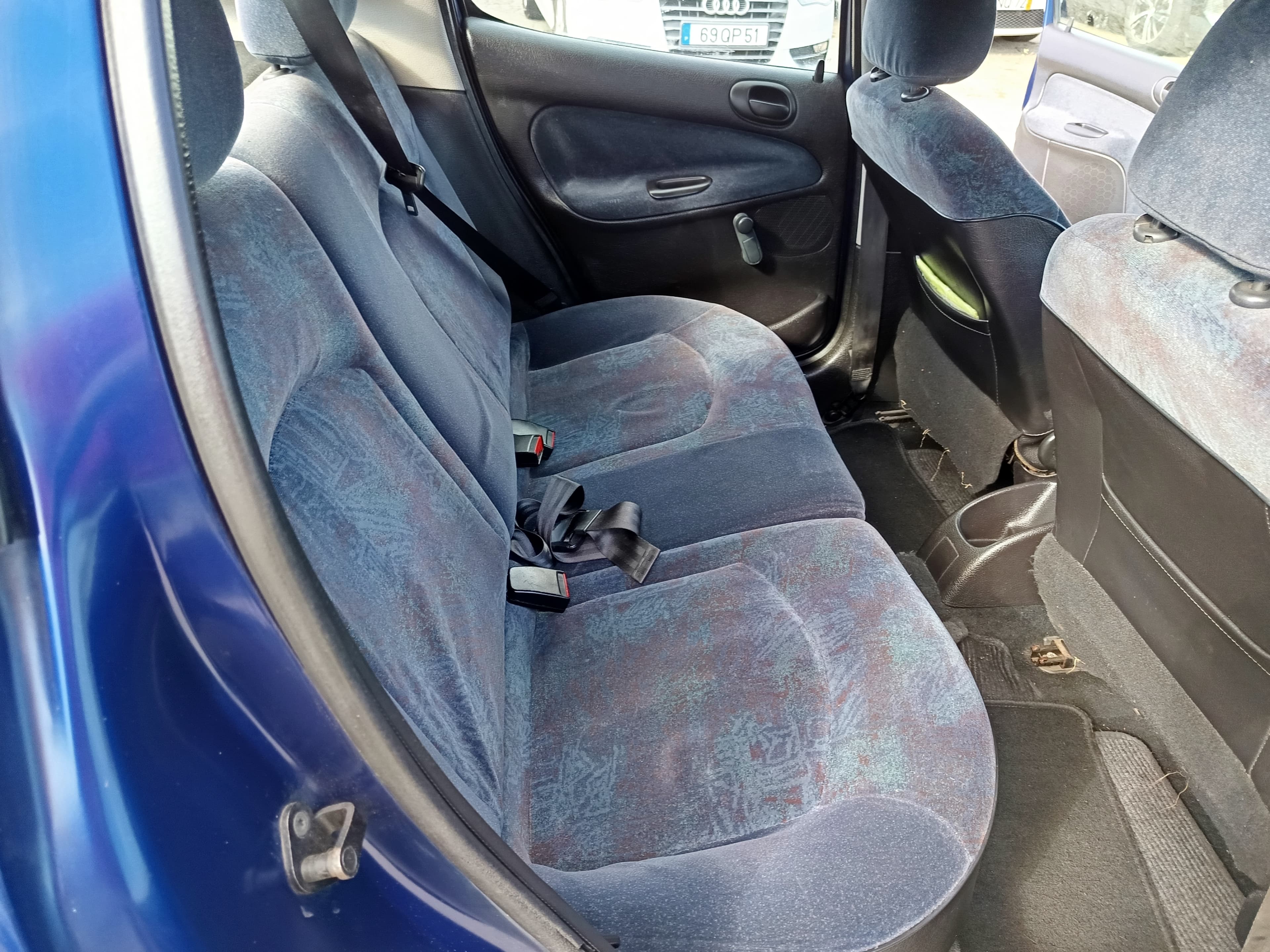 Peugeot 206 · Ano 1999 — imagem 26