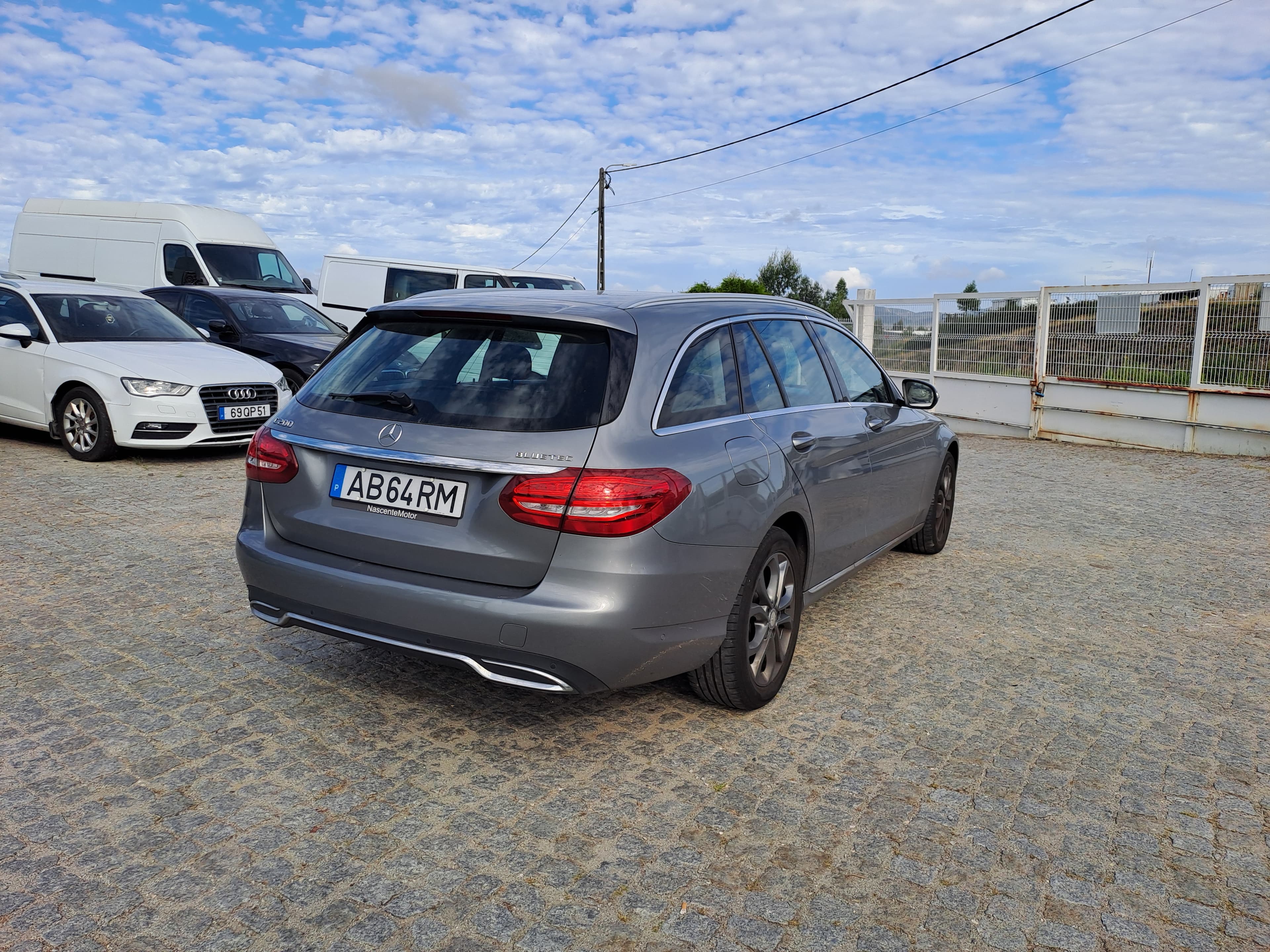 Mercedes-Benz C200 D · Ano 2014 — image 3