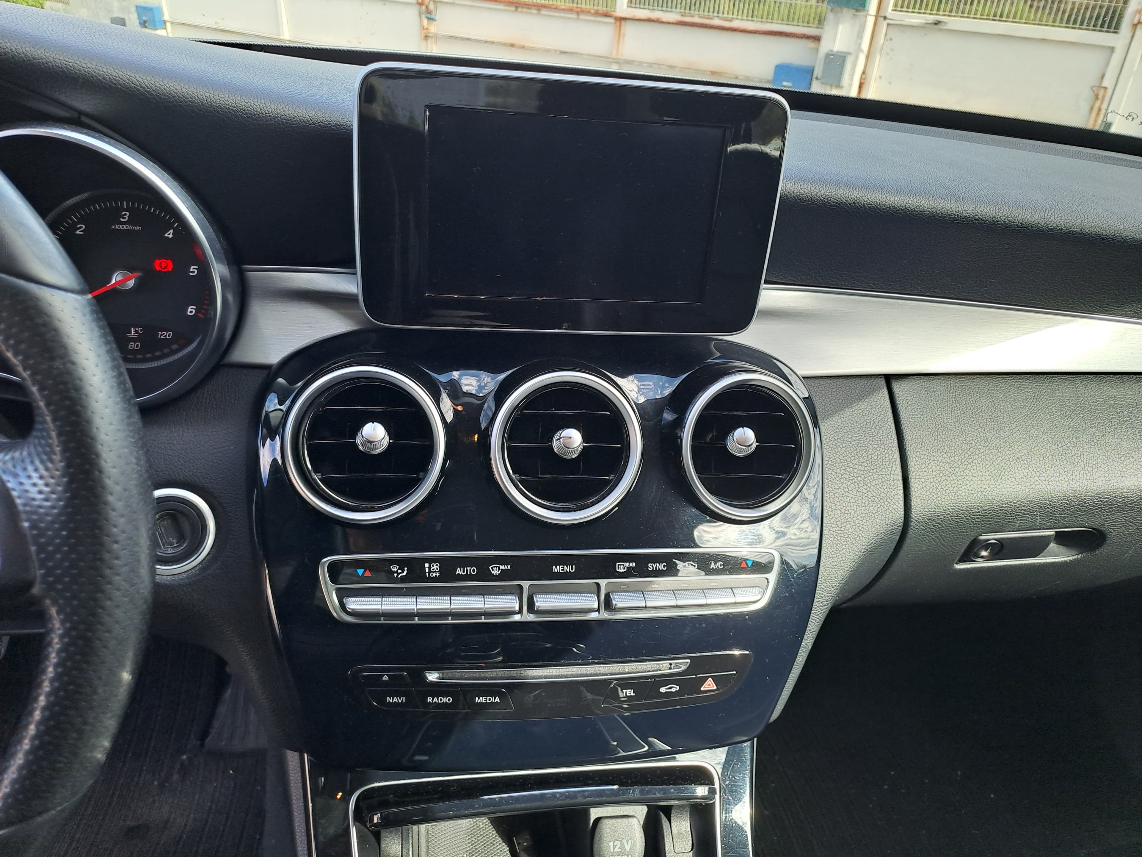 Mercedes-Benz C200 D · Ano 2014 — image 16