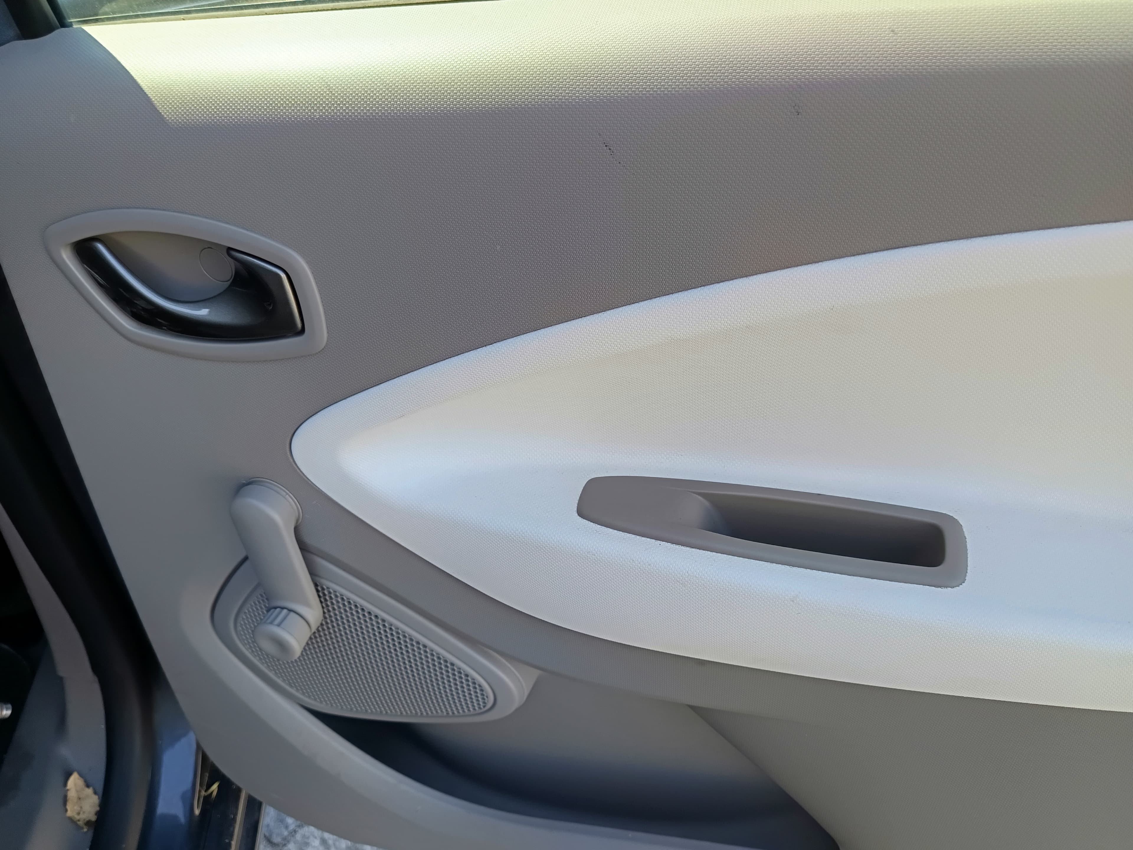 Renault Zoe · Ano 2019 — imagem 27