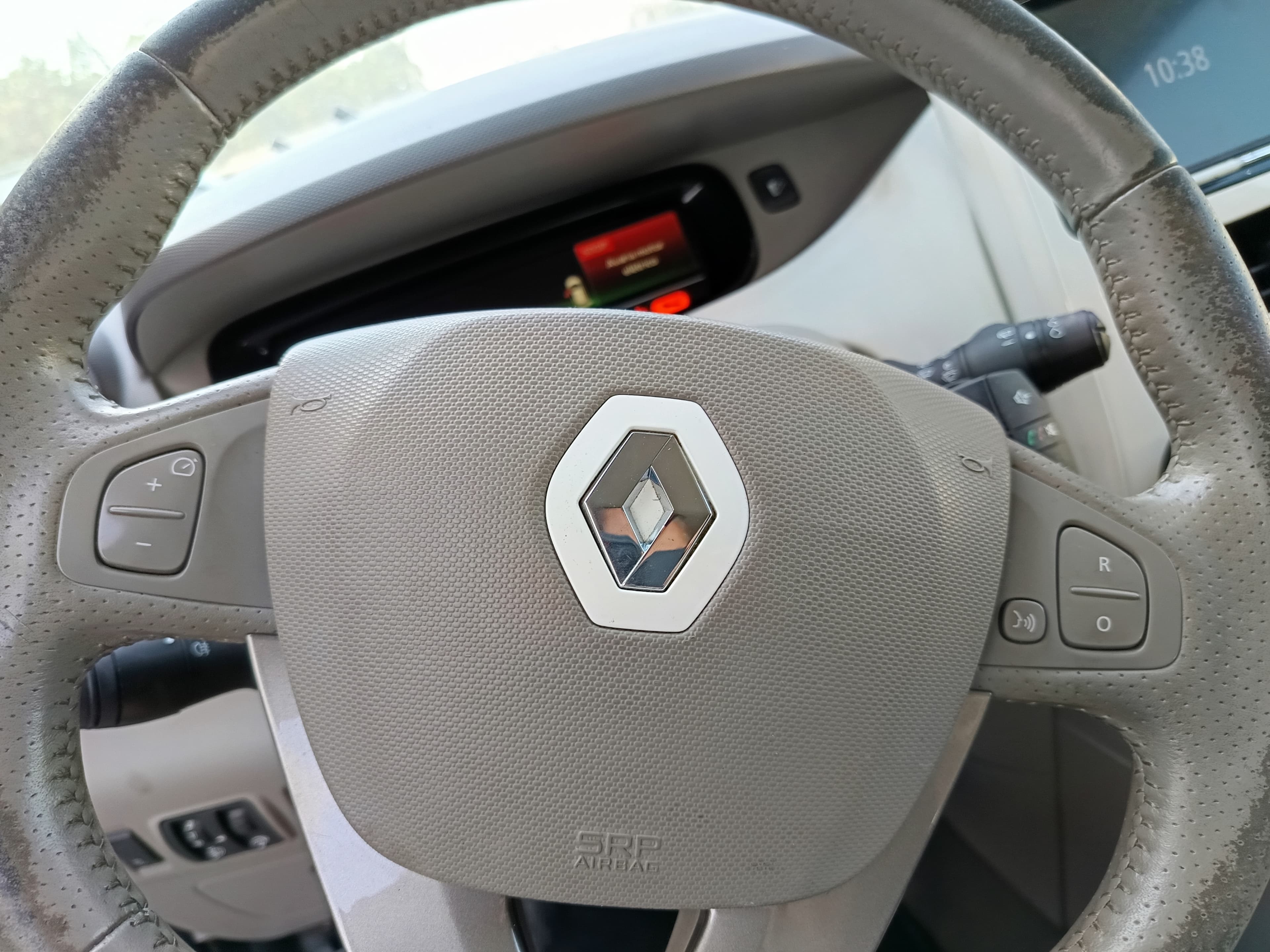 Renault Zoe · Ano 2019 — imagem 45