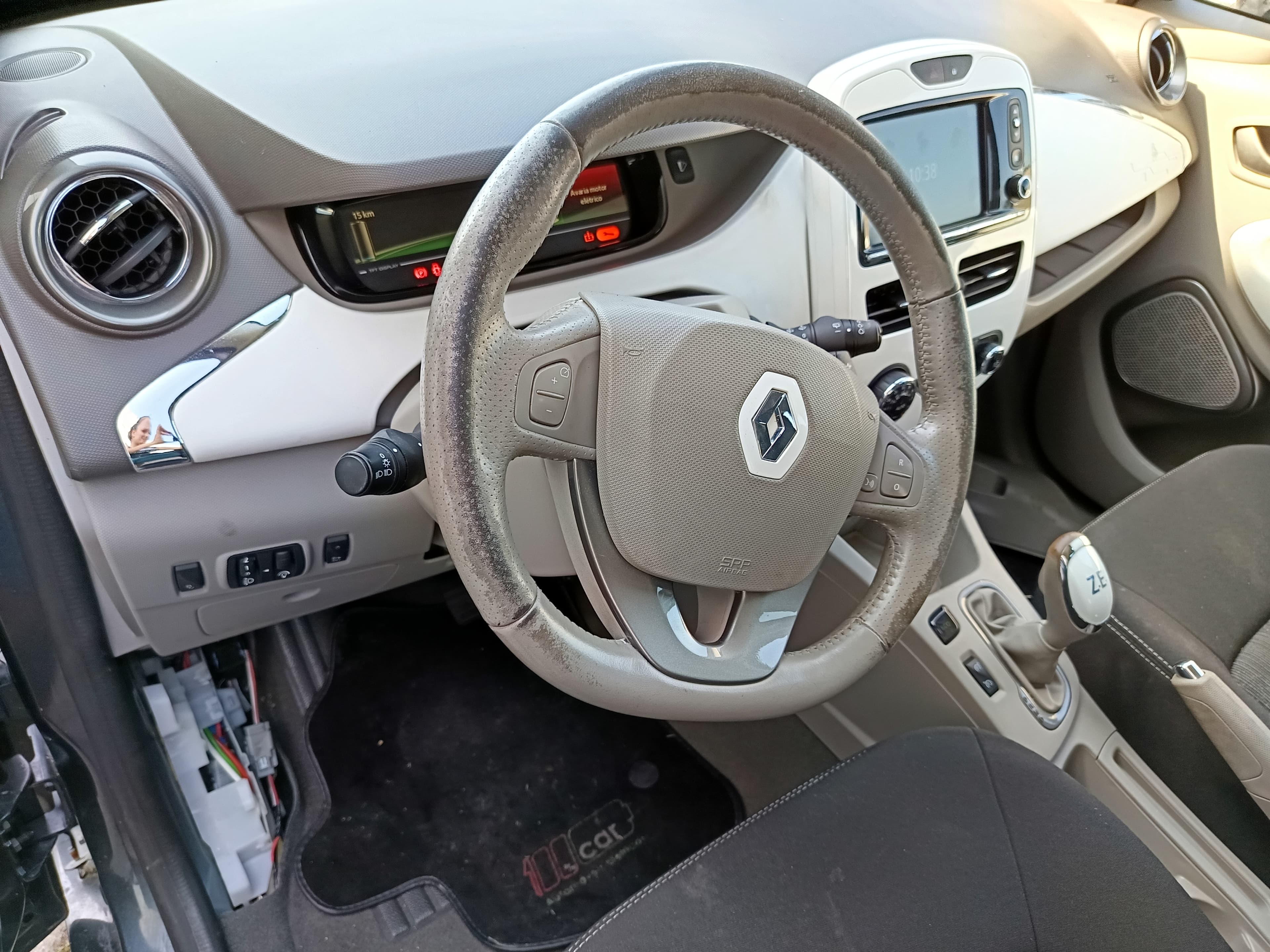 Renault Zoe · Ano 2019 — imagem 41