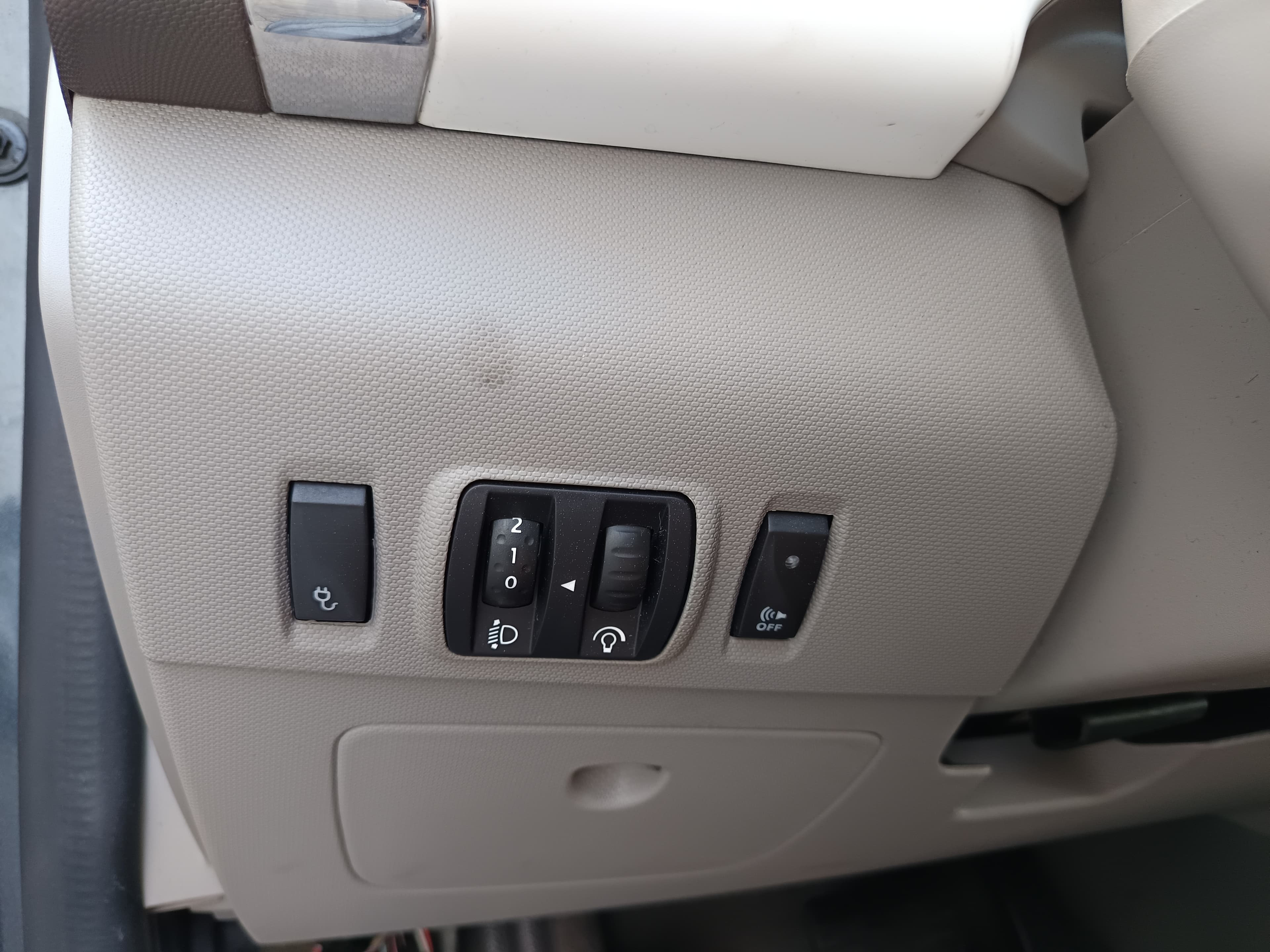 Renault Zoe · Ano 2019 — imagem 50