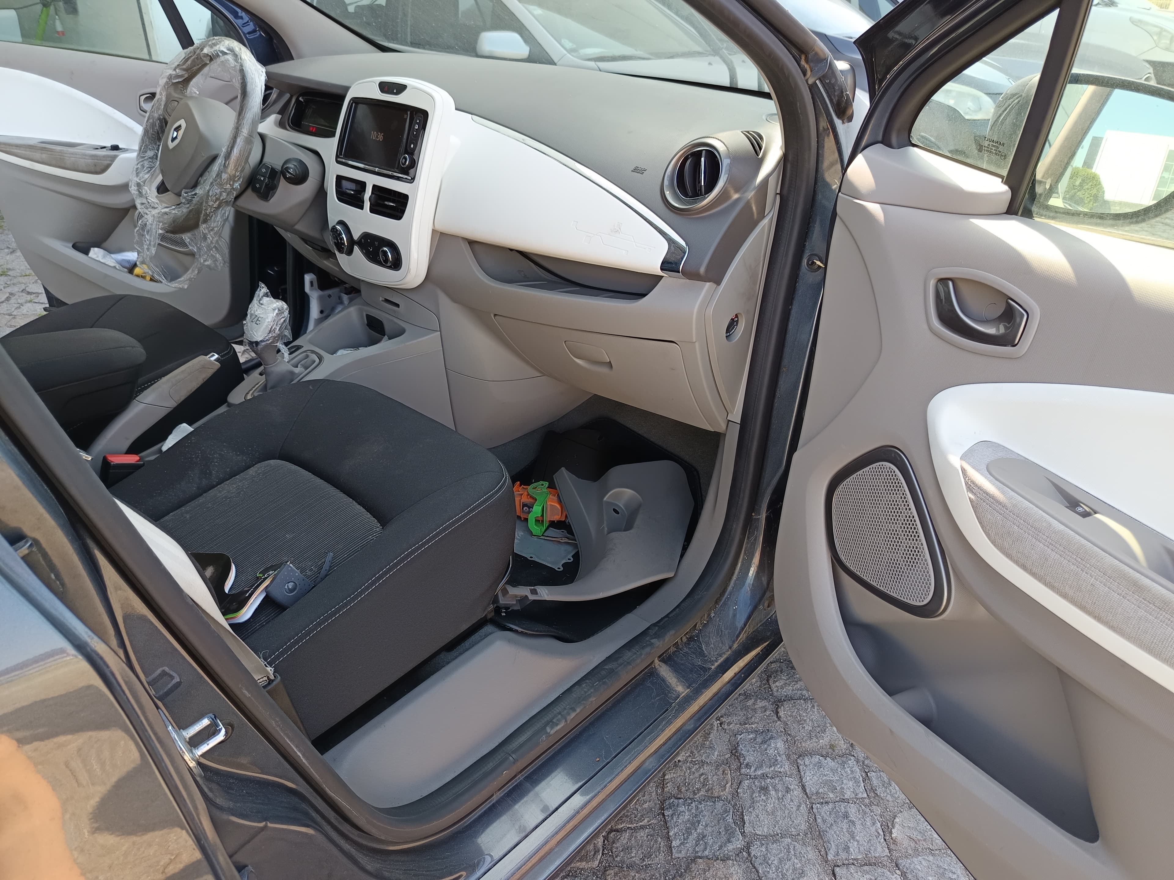 Renault Zoe · Ano 2019 — imagem 30