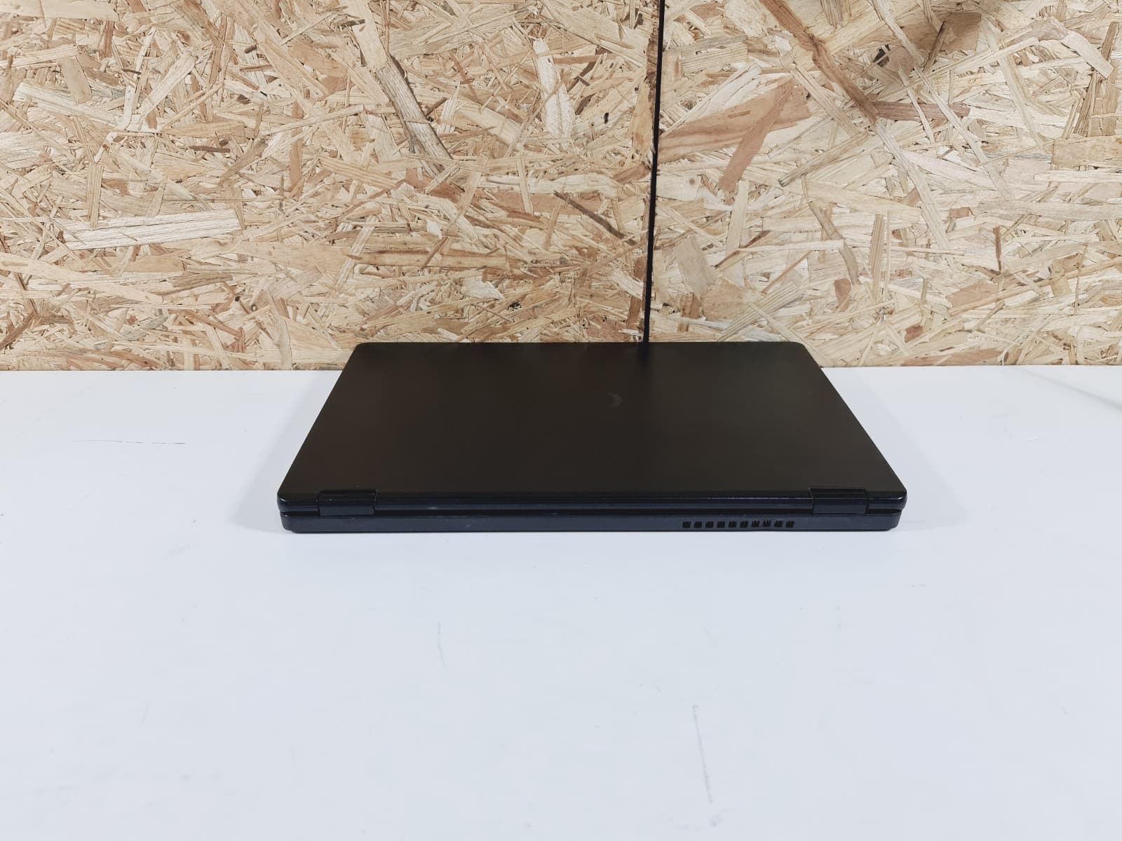 Portátil Fujitsu U727 — imagen 5