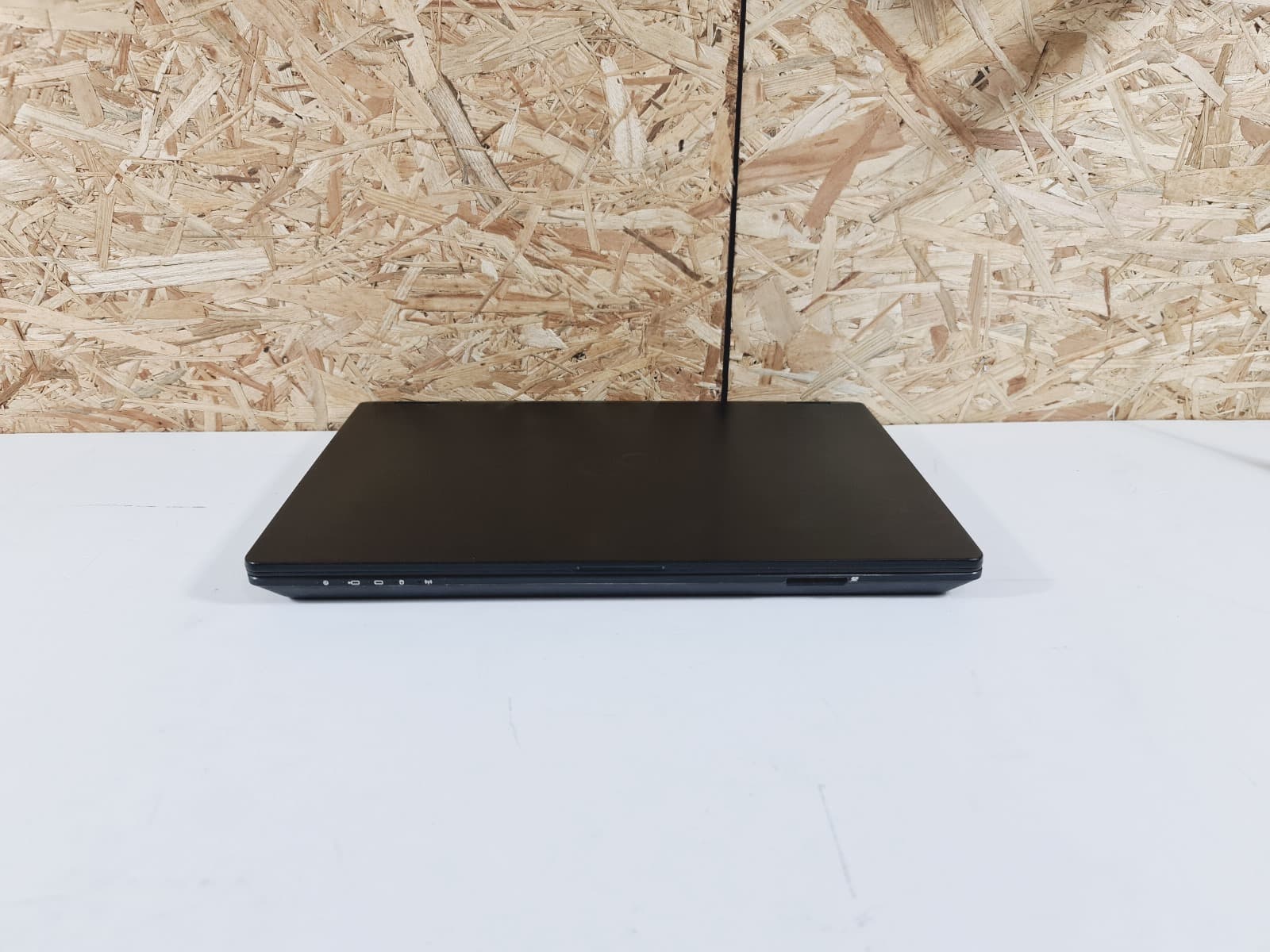 Portátil Fujitsu U727 — imagen 6